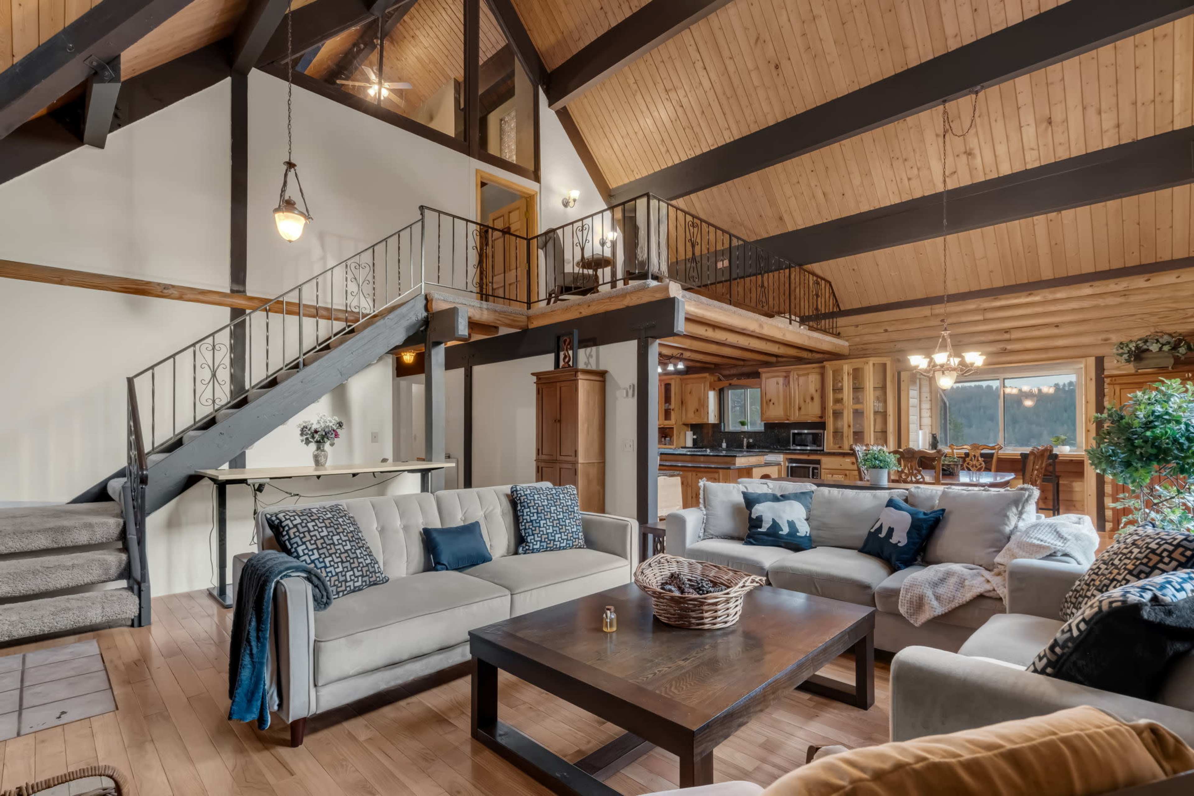 Vista Lodge! 20 min to Silverwood Lake Image in Cedarpines Park, Cedarpines Park, CA