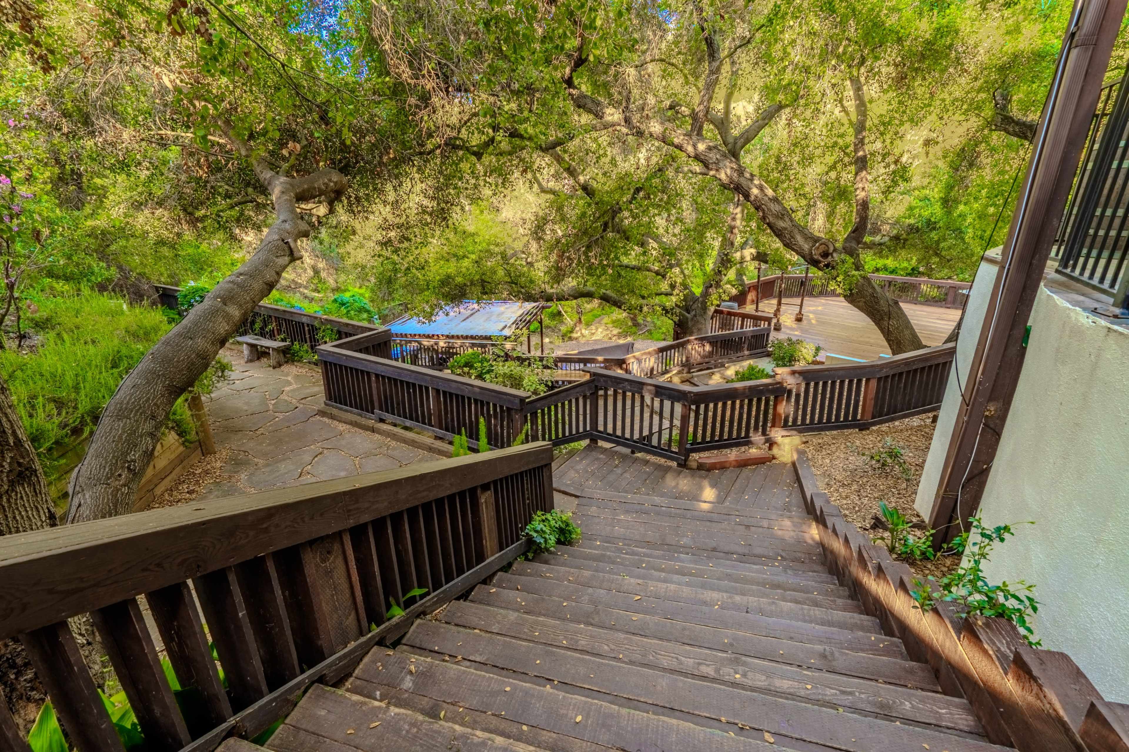 Serene Wedding Venue and Event Space Image in Topanga, Topanga, CA