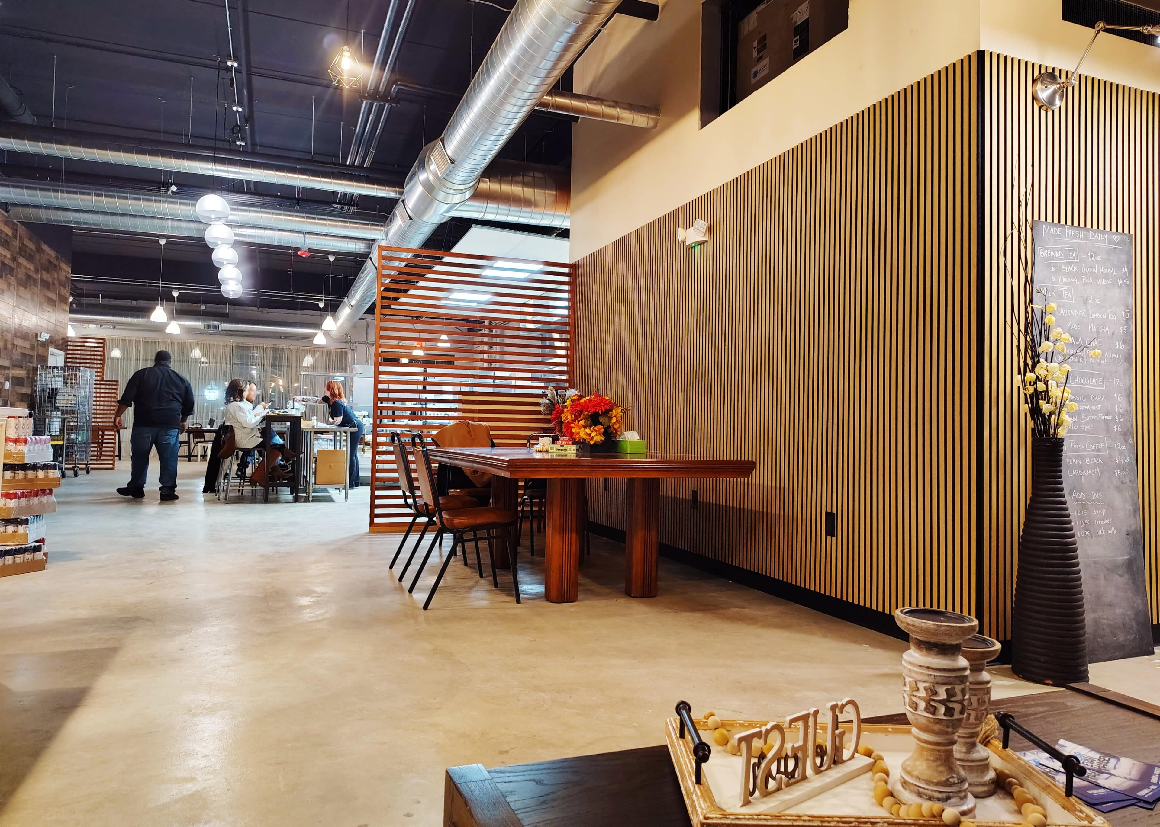 Downtown Riverfront Lounge and Industrial Event Space with Commercial Kitchen Image in Aurora Township, Aurora, IL