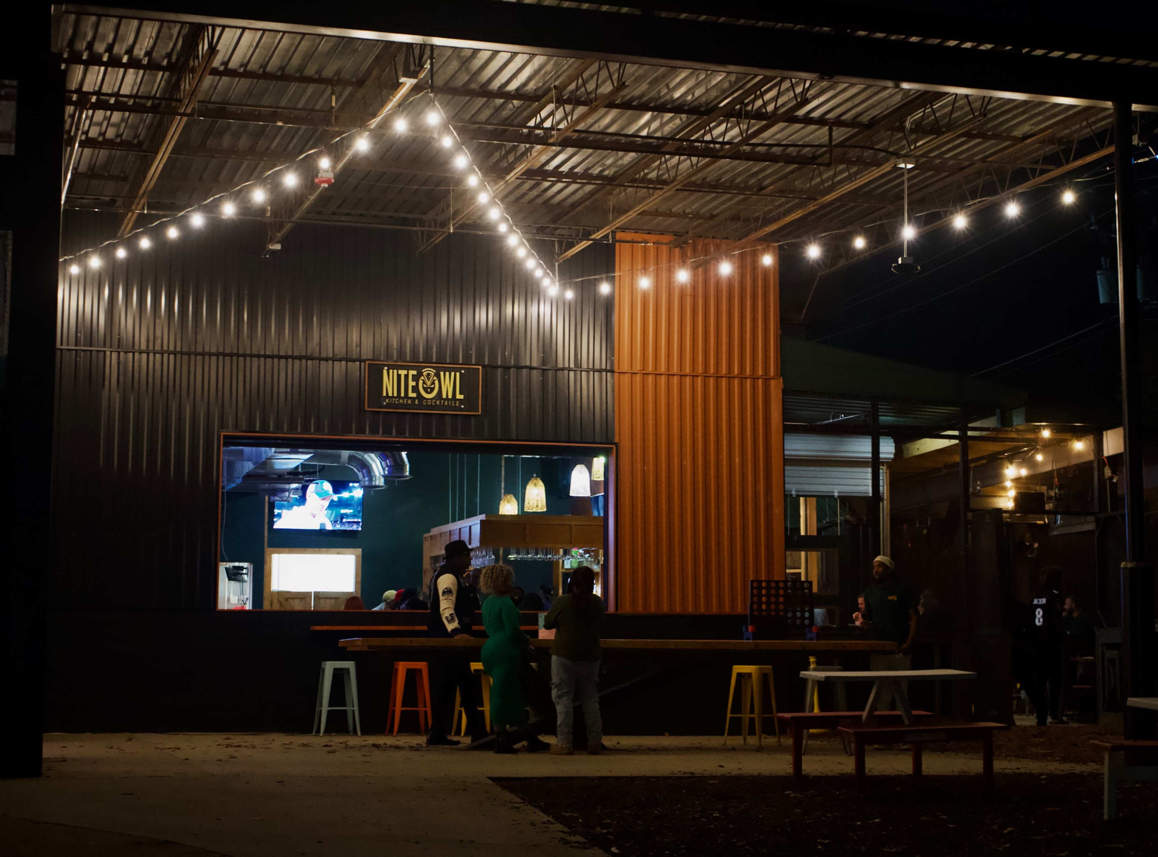 Large Restaurant and Bar with large patios and free parking Image in Avondale Estates, Avondale estates, GA