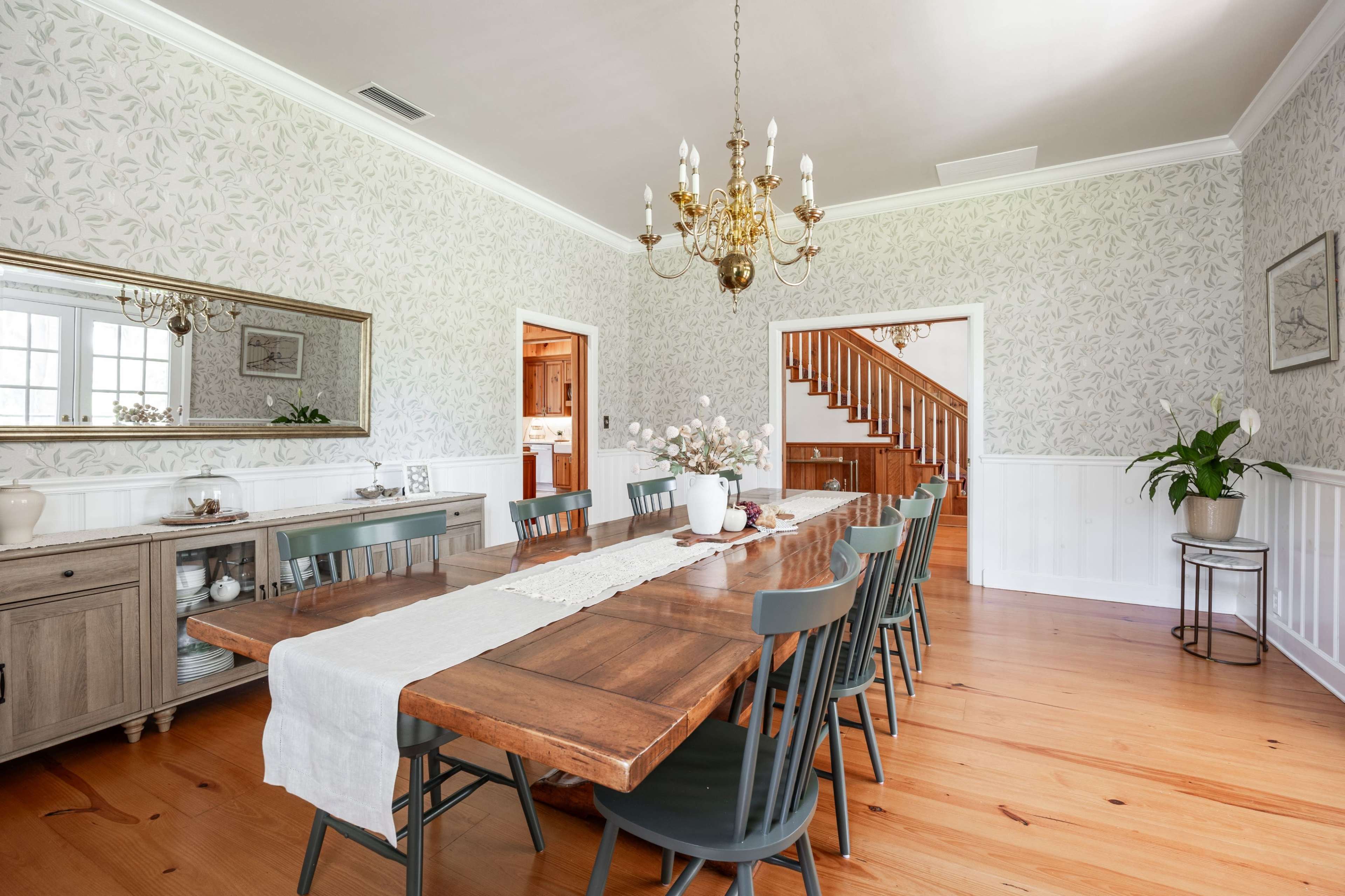 Unique luxury farmhouse on 360 acres of pastures and forest Image in Alachua, Alachua, FL