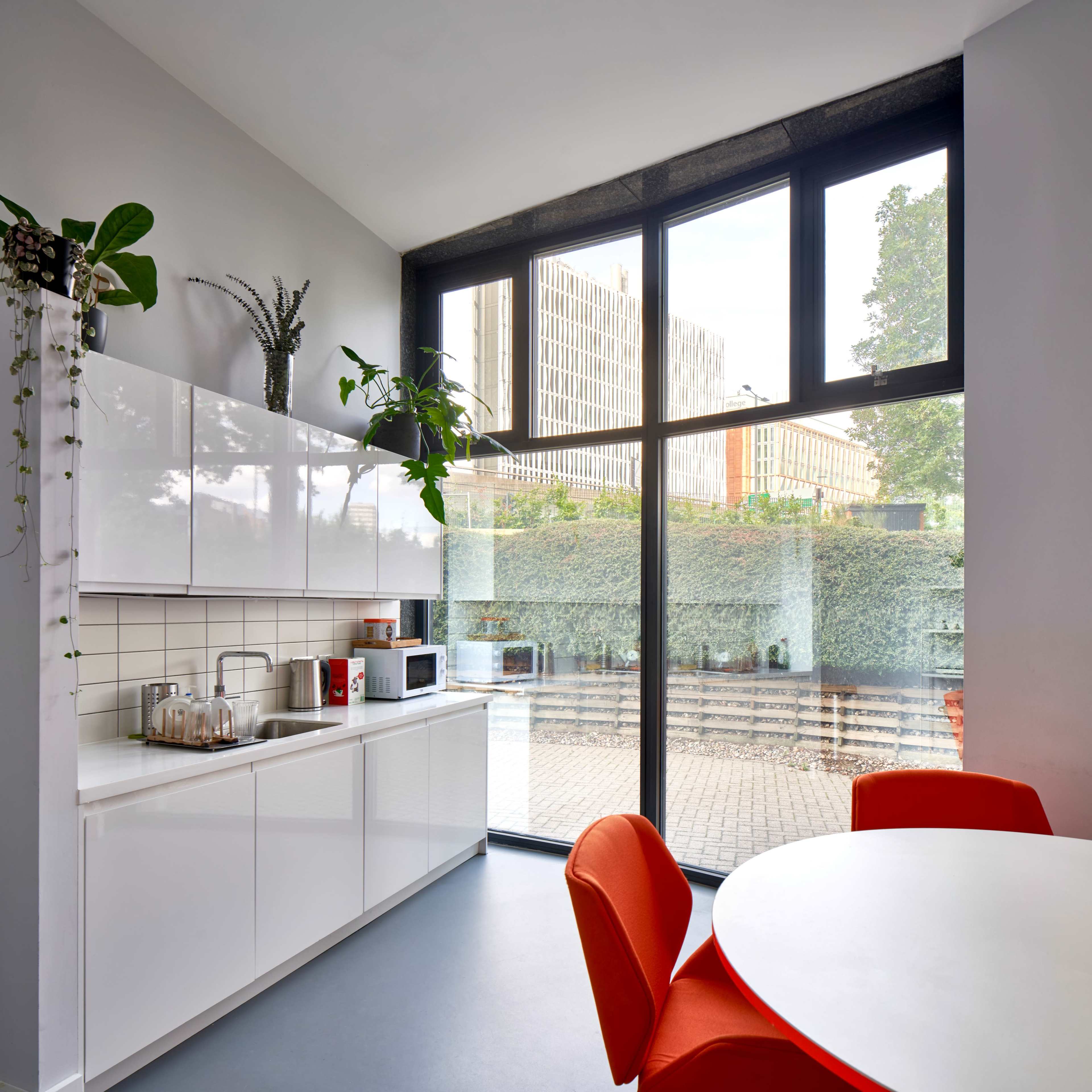 Unique Cylindrical Industrial Studio | 7m Ceilings | Former BBC HQ White City Image in Shepherd's Bush, London, ENG