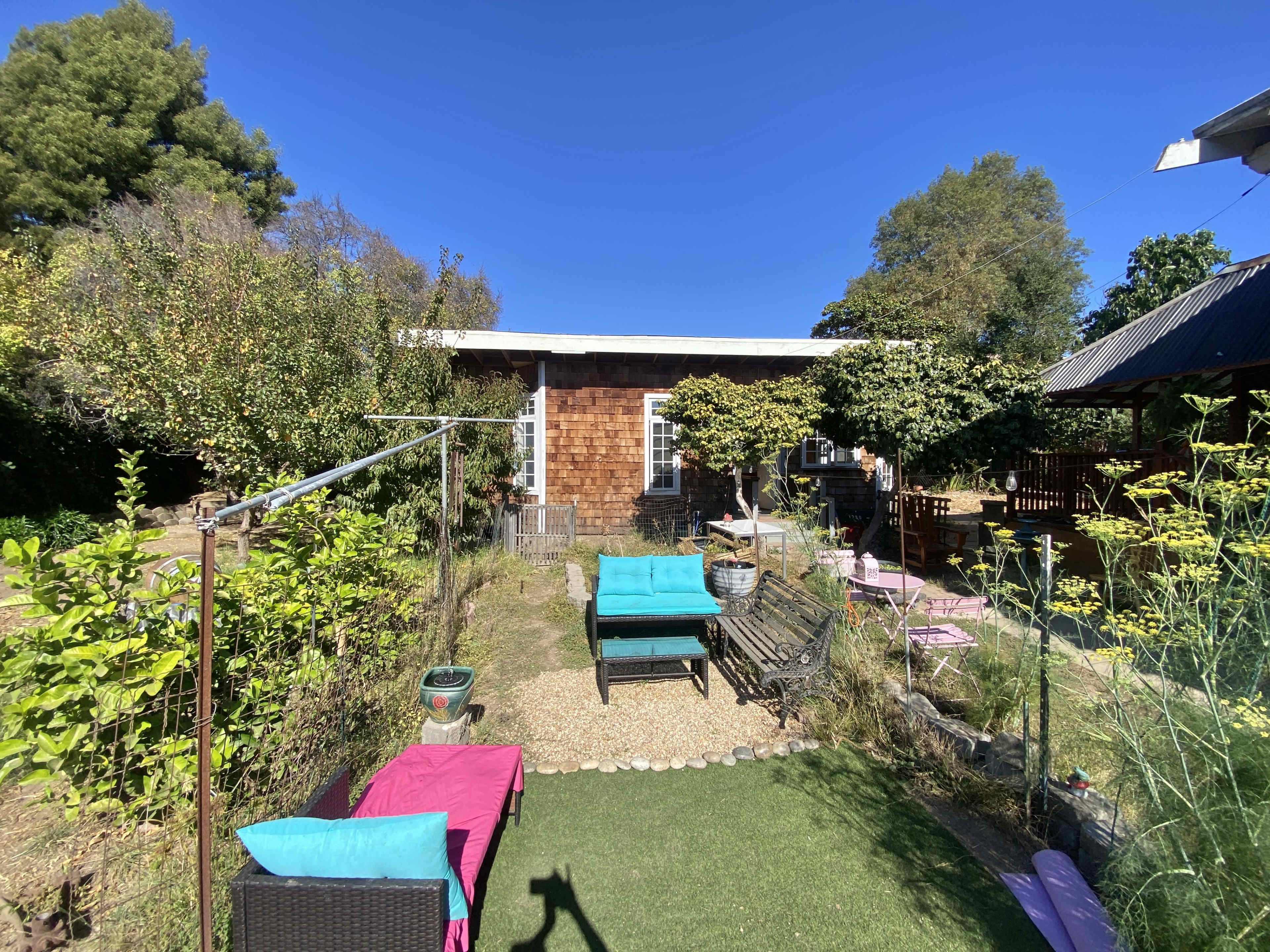 Large Farmy Compound w/Two Houses plus Workshop Image in Allendale, Oakland, CA