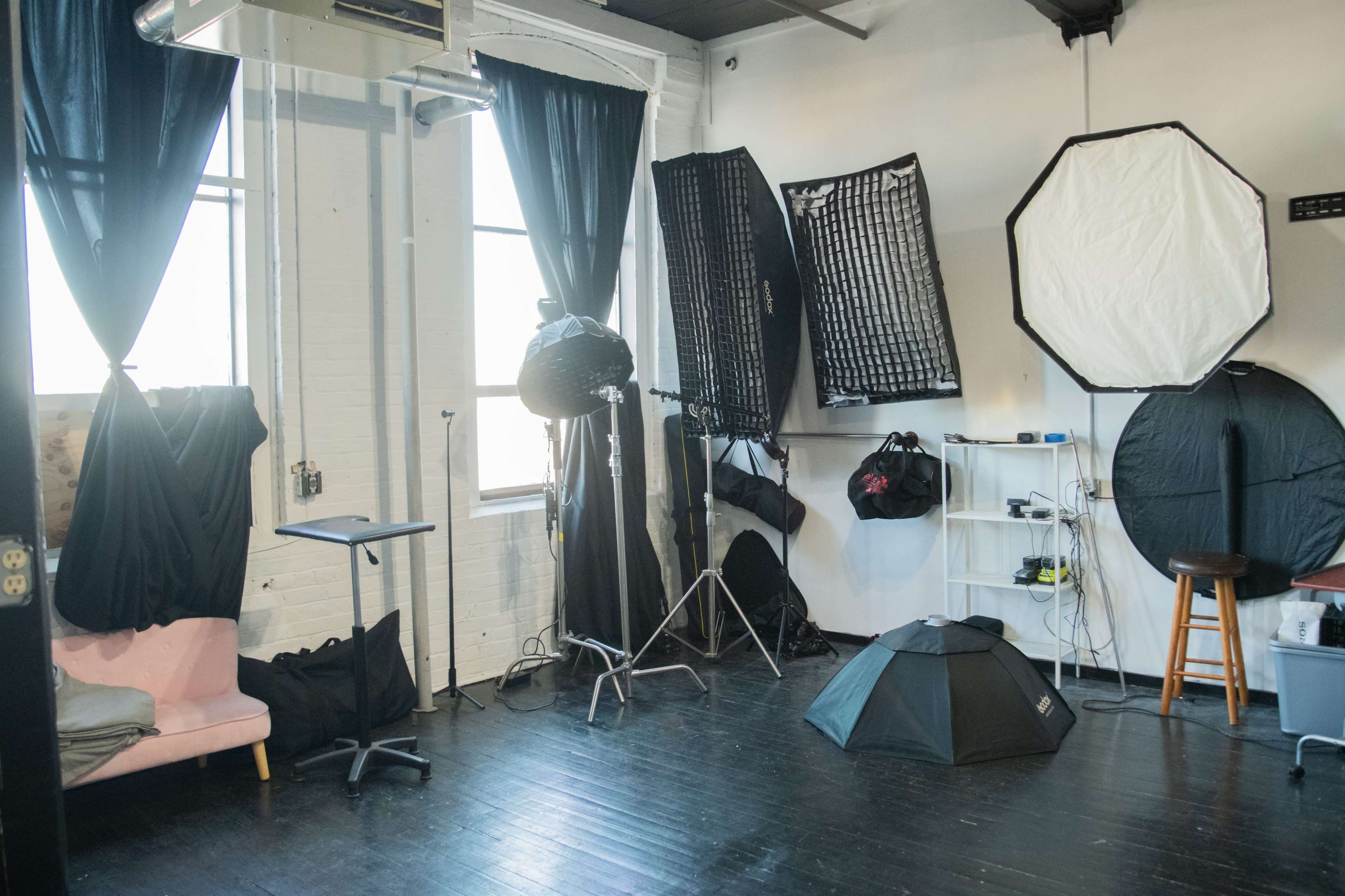 A Versatile Studio Space for Photography, Content, and Creative Projects Image in East End, Bridgeport, CT