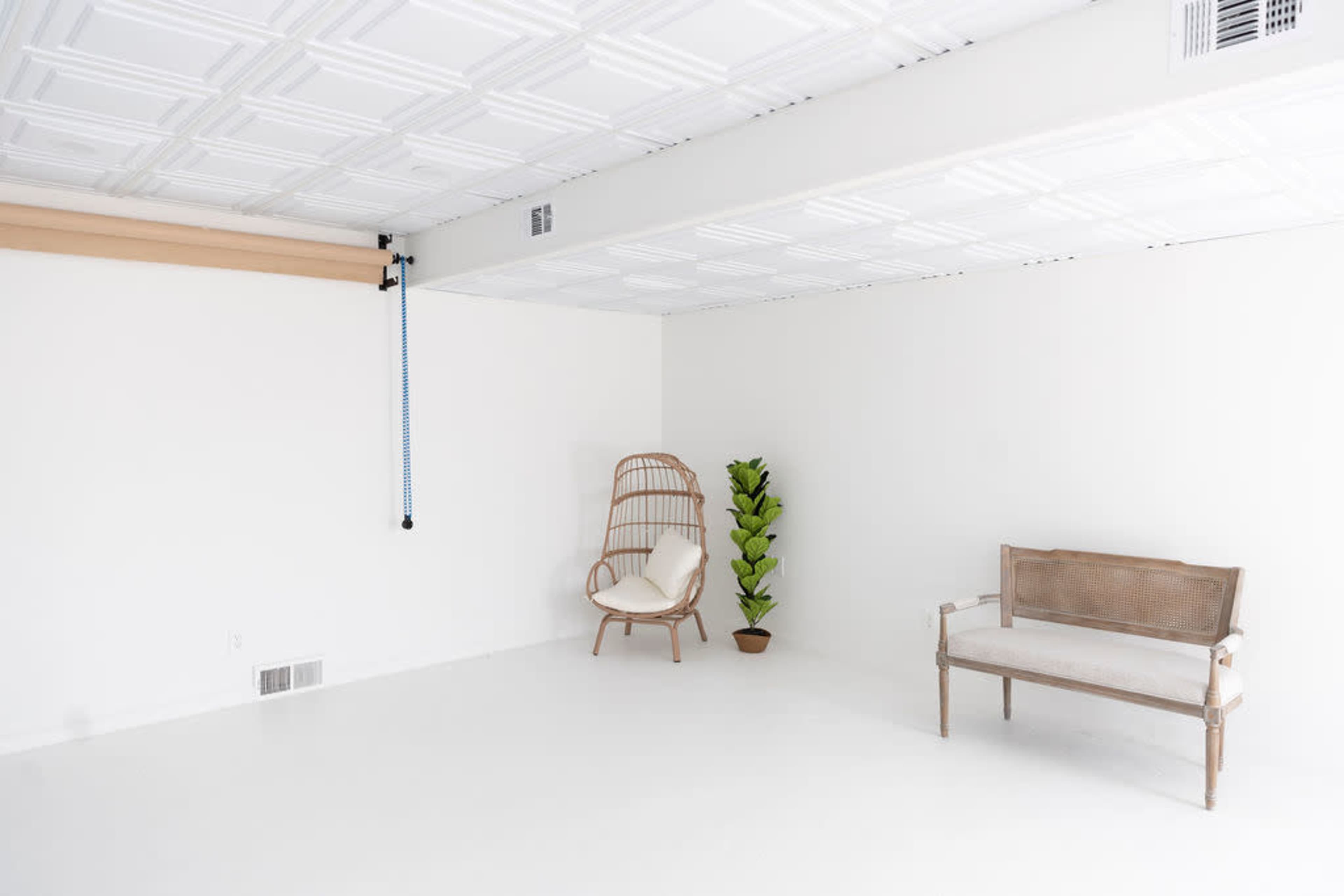 Dreamy Natural Light Photo Studio with Cyc Wall Image in Brighton Township, Brighton, MI