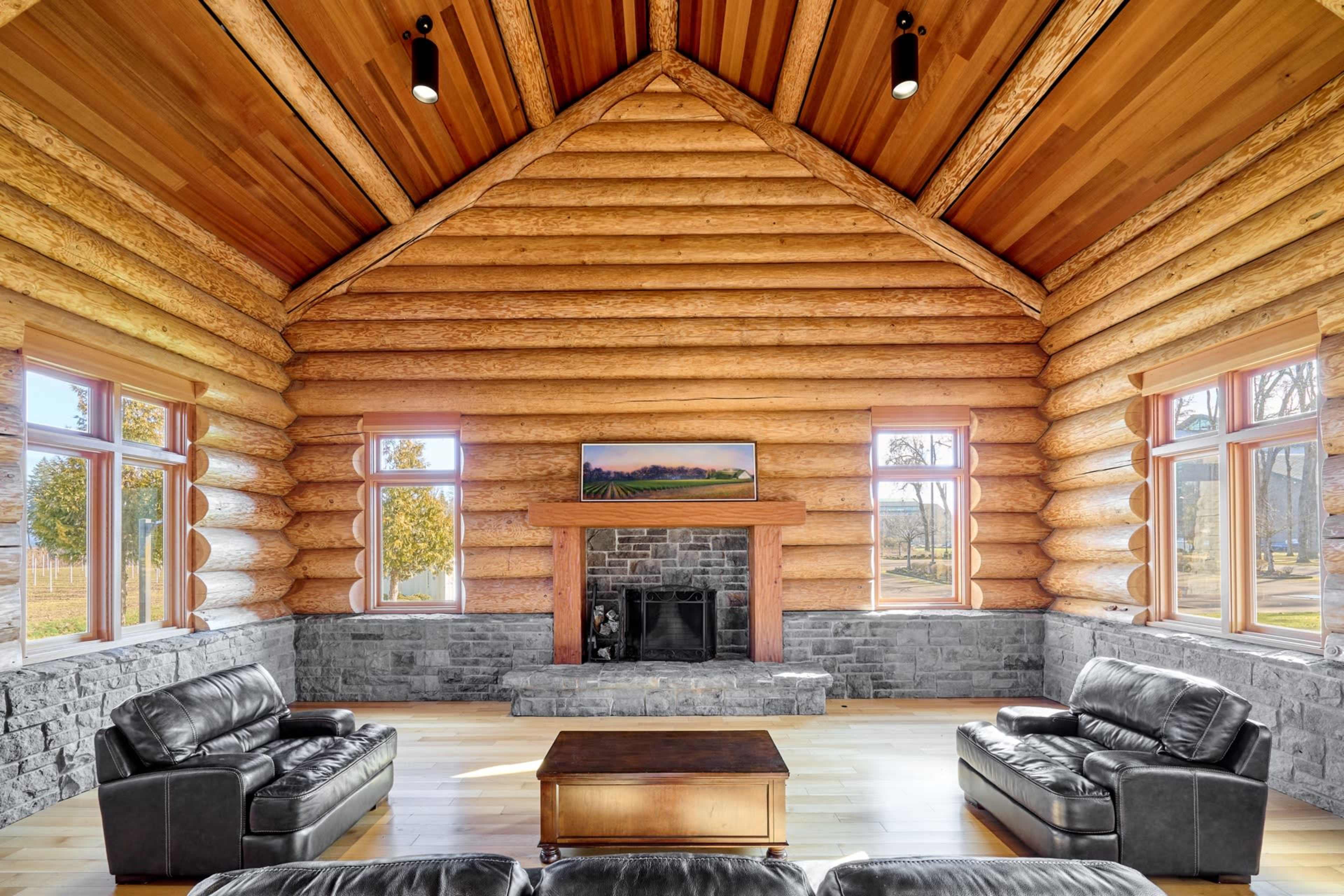 Warm, Rustic Event Space with Pacific Northwest Charm Image in McMinnville, McMinnville, OR