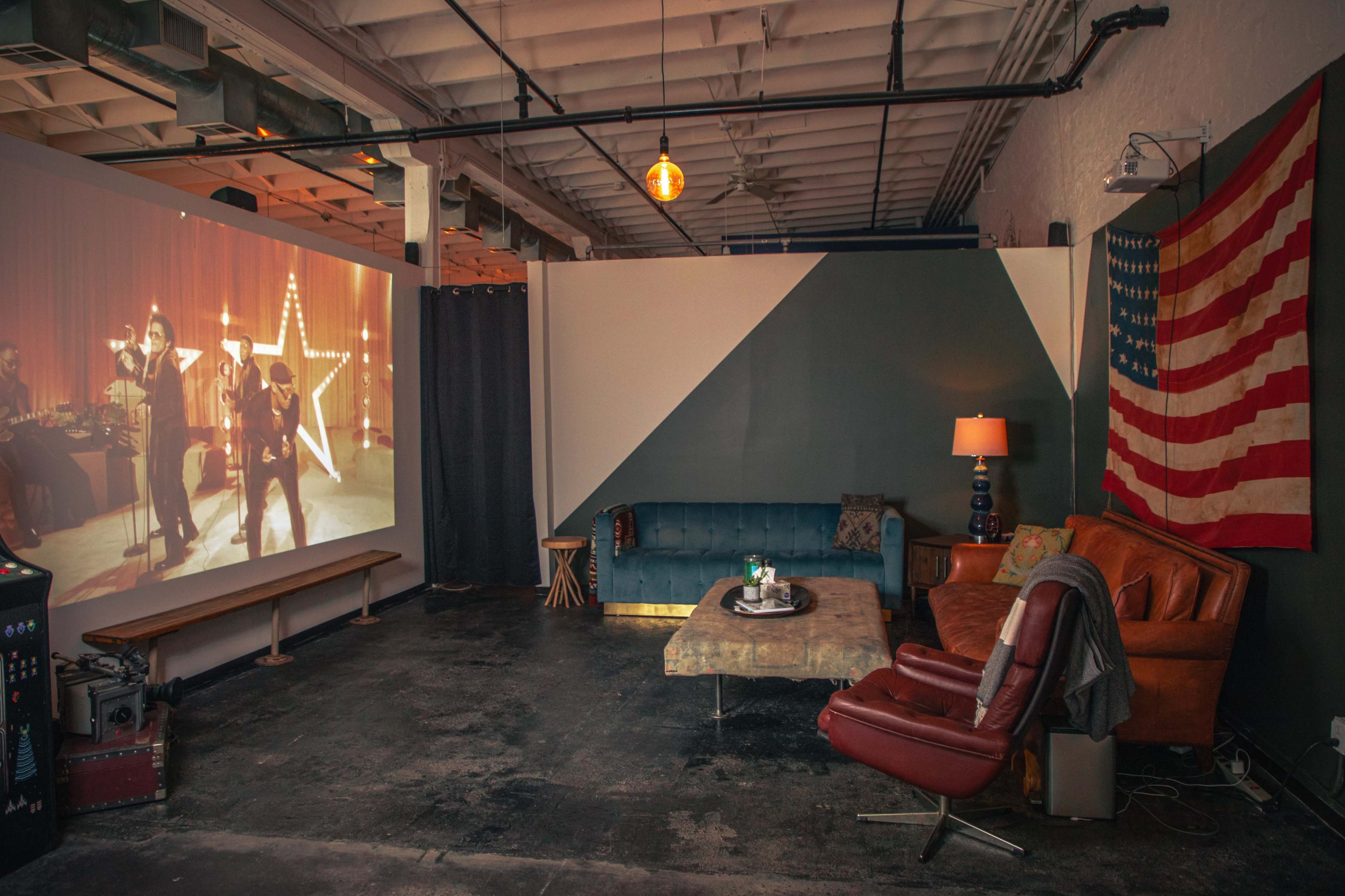 Stunning 3,000 Sq Ft Vintage Industrial Loft with Natural Light, Exposed Brick, Large Windows, and a 200\ Image in South Dallas, Dallas, TX
