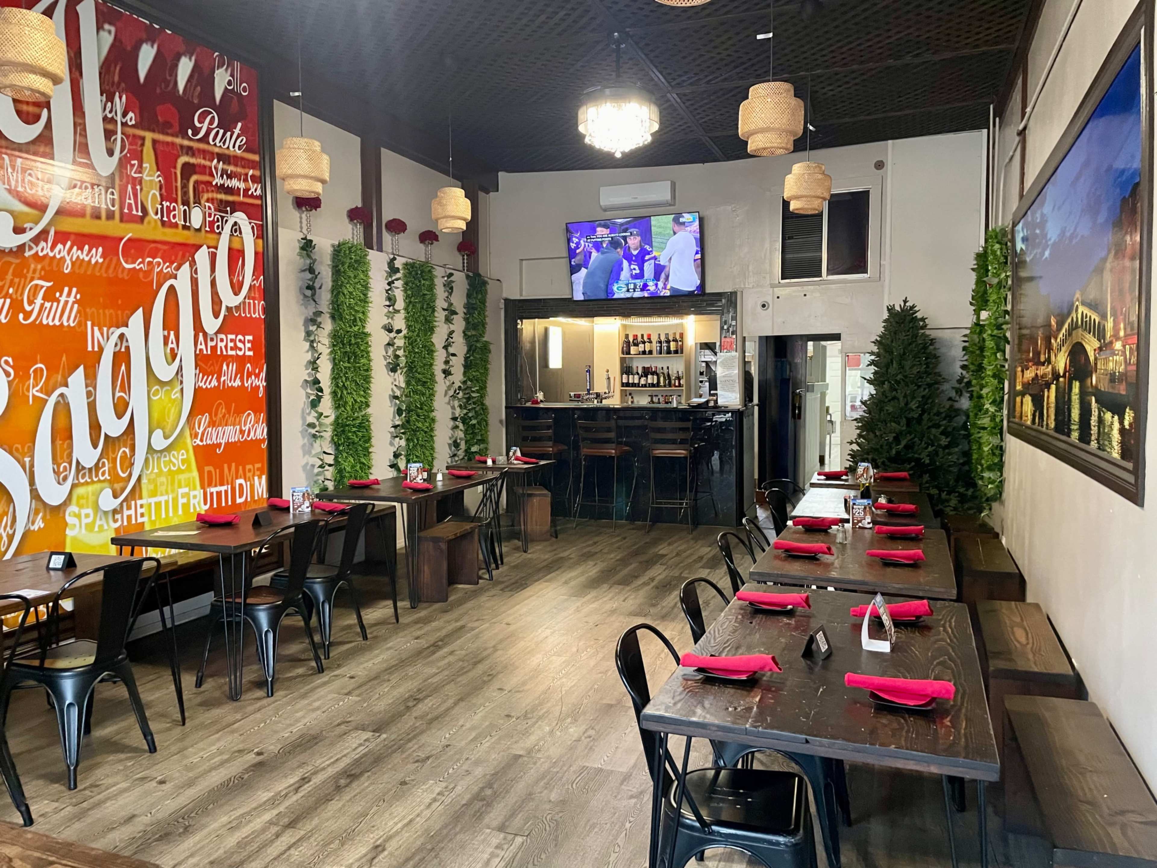 Italian Restaurant with fully working kitchen in Echo Park Image in Echo Park, Los Angeles, CA