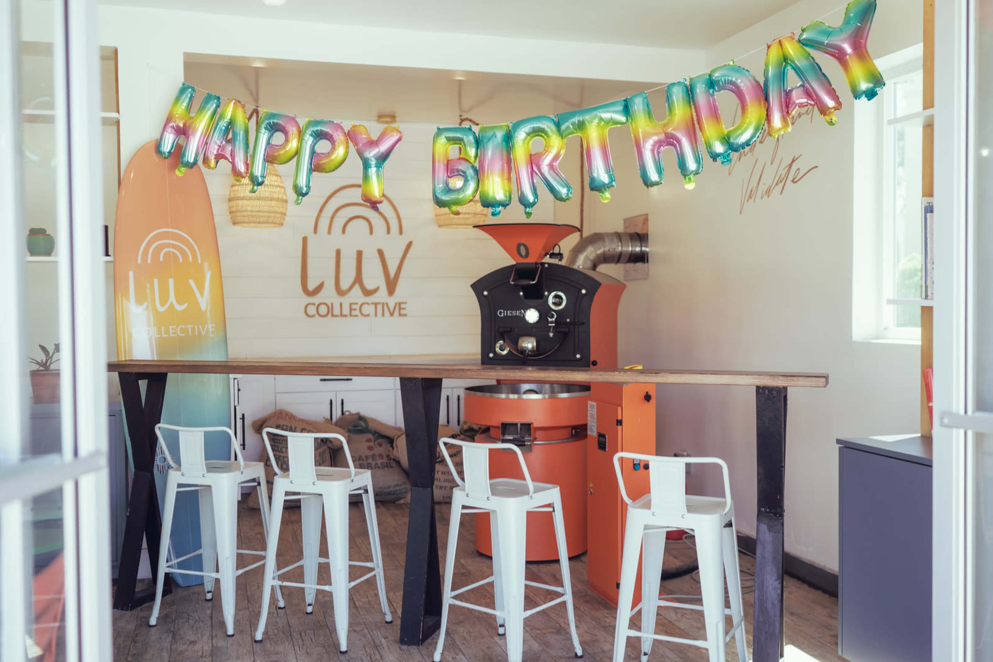 Cute coffee shop along PCH Image in Surfside, Huntington Beach, CA
