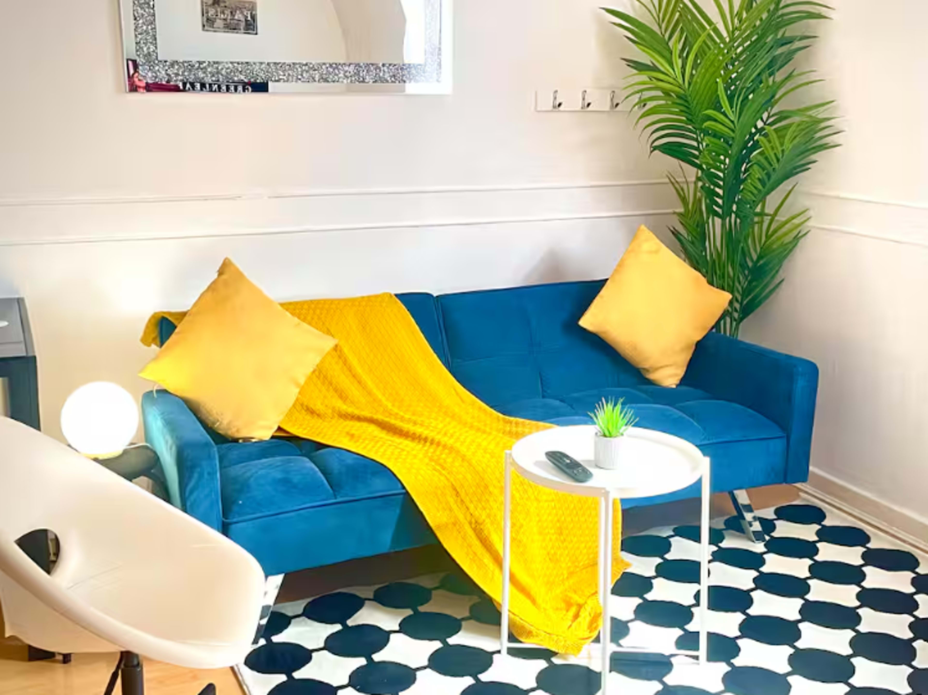 LONDON FLAT CLOSE TO CANARY WHARD AND GREENWICH O2 Image in London, London, ENG