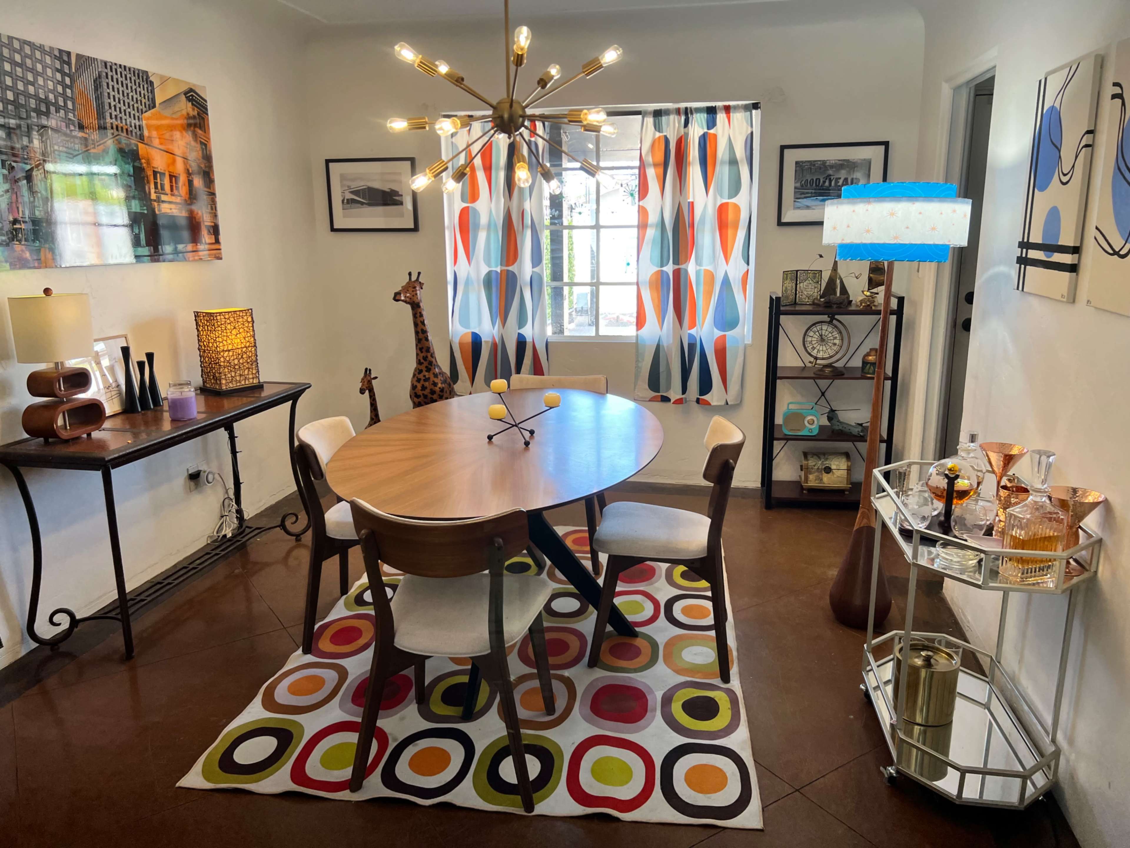 Mid century modern dining room Image in Alhambra, Phoenix, AZ