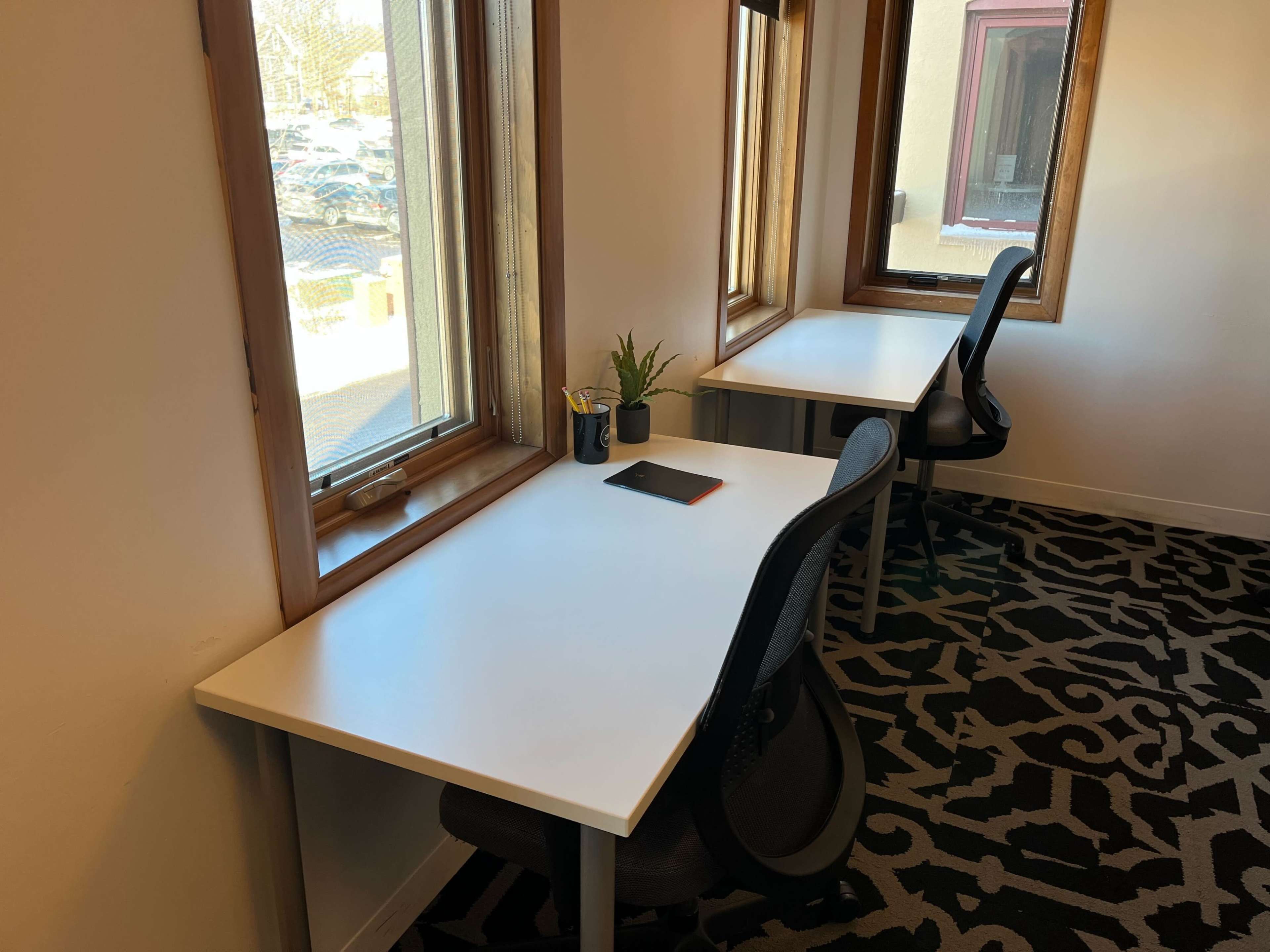 Spacious Team Day Office Image in Geneva Township, Geneva, IL