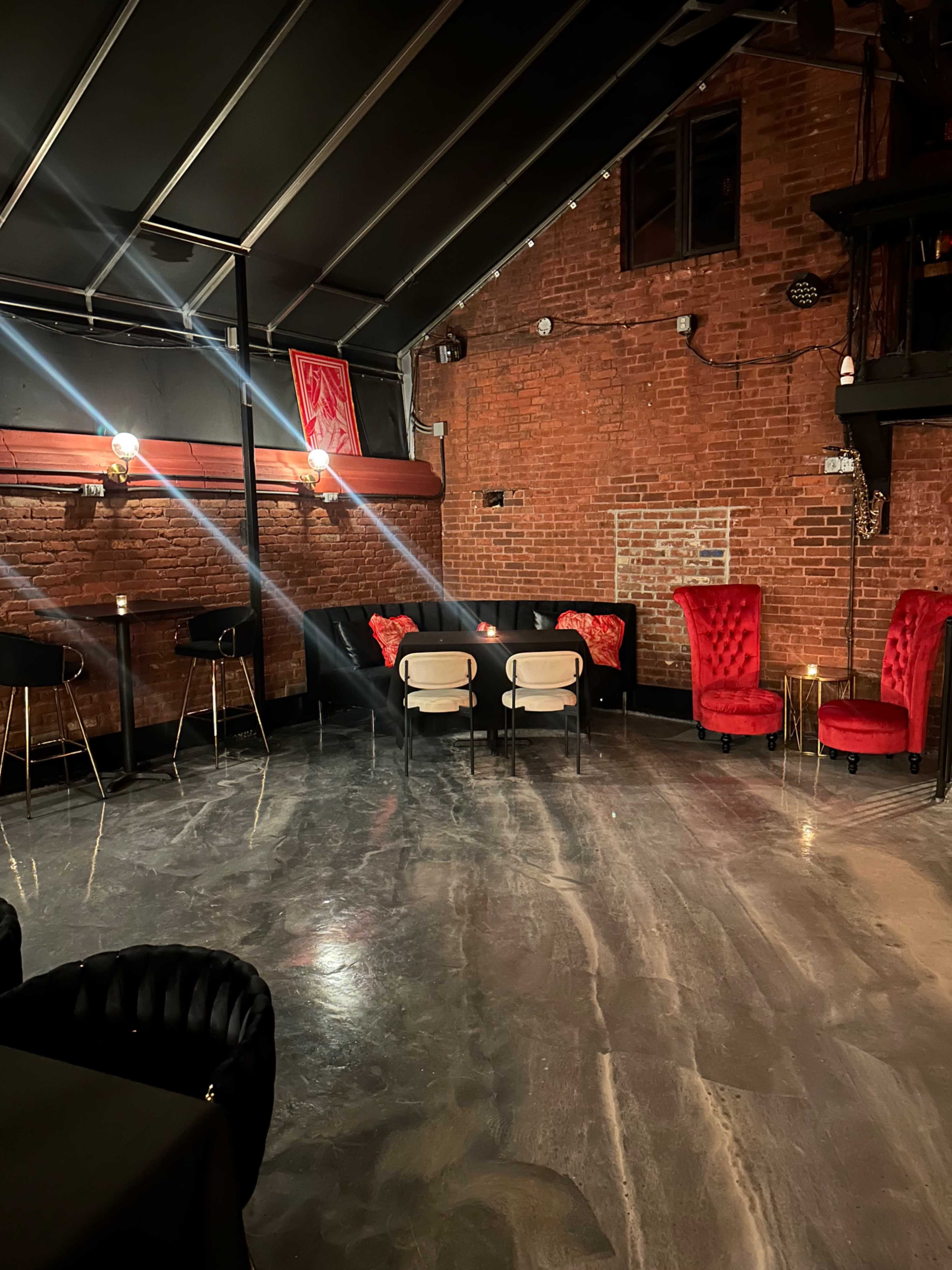 Federal Hill Spacious Lounge with a VIP Area Spanning 2 Floors Image in Federal Hill, Providence, RI