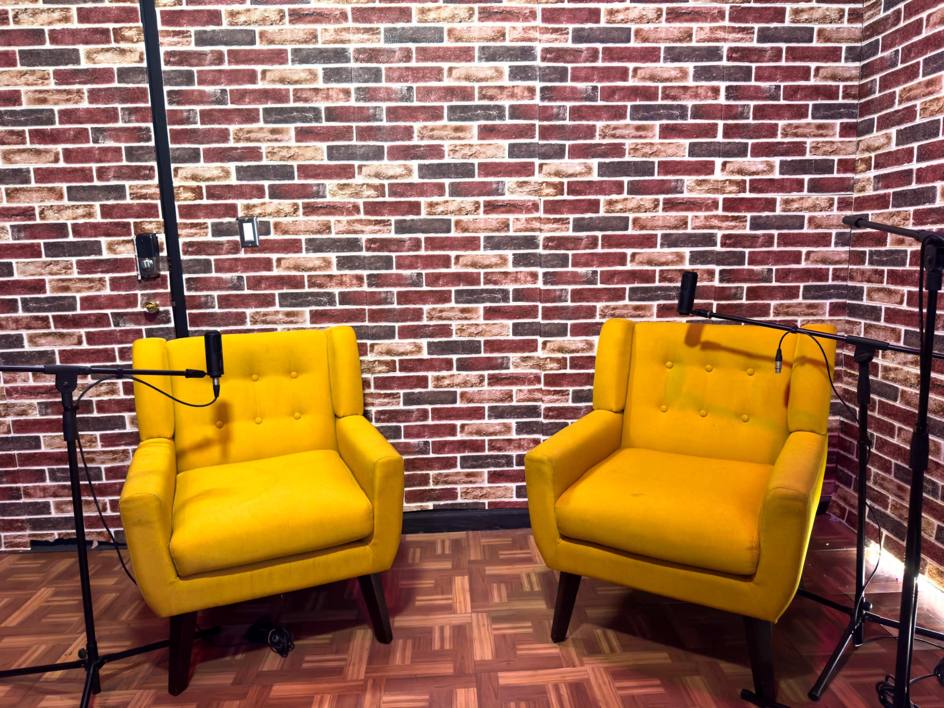 Podcast Room Image in Mid West, Houston, TX