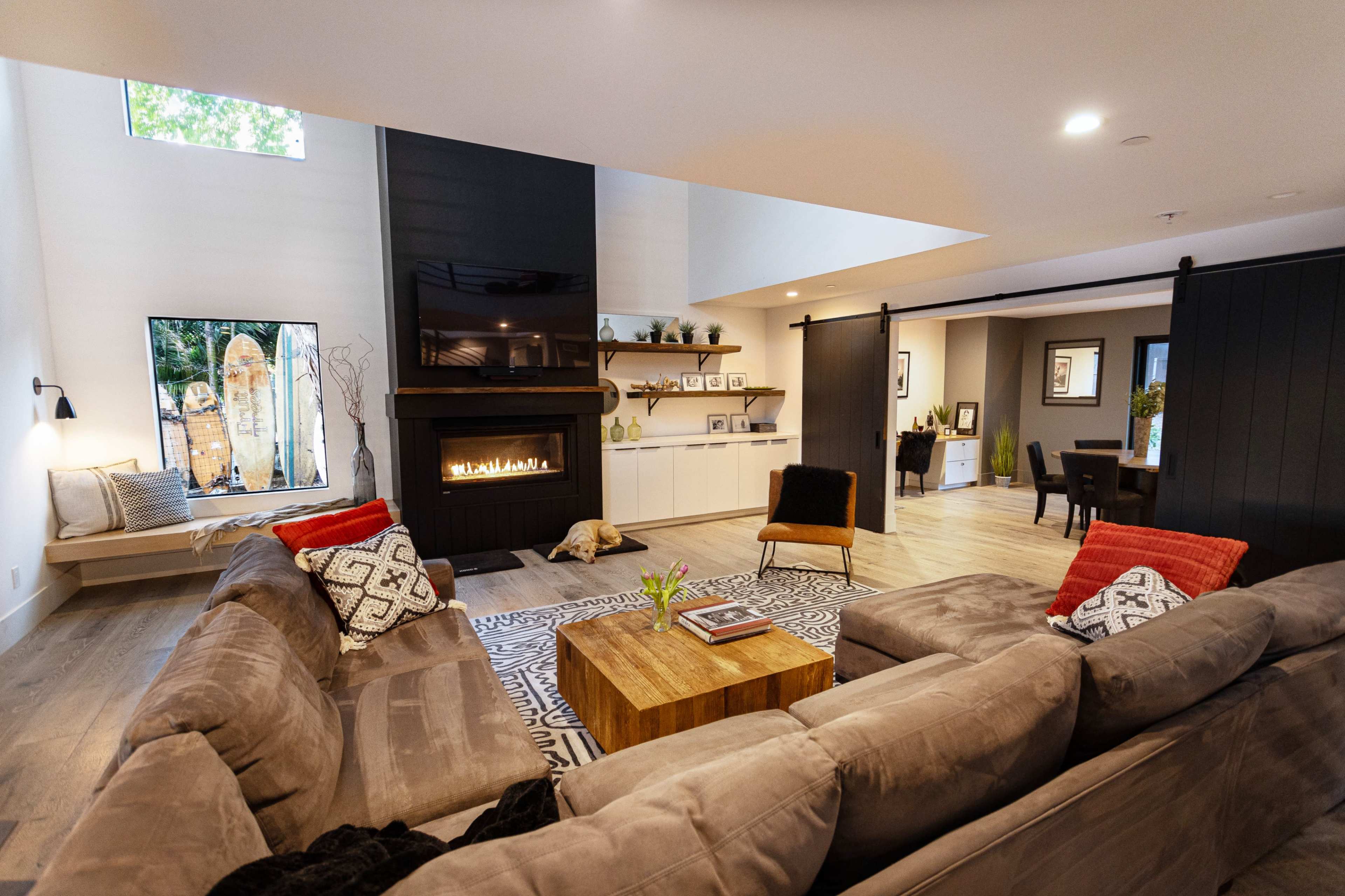 Modern Farmhouse 1 1/2 acres 1 mile to beach Image in Leucadia, Encinitas, CA