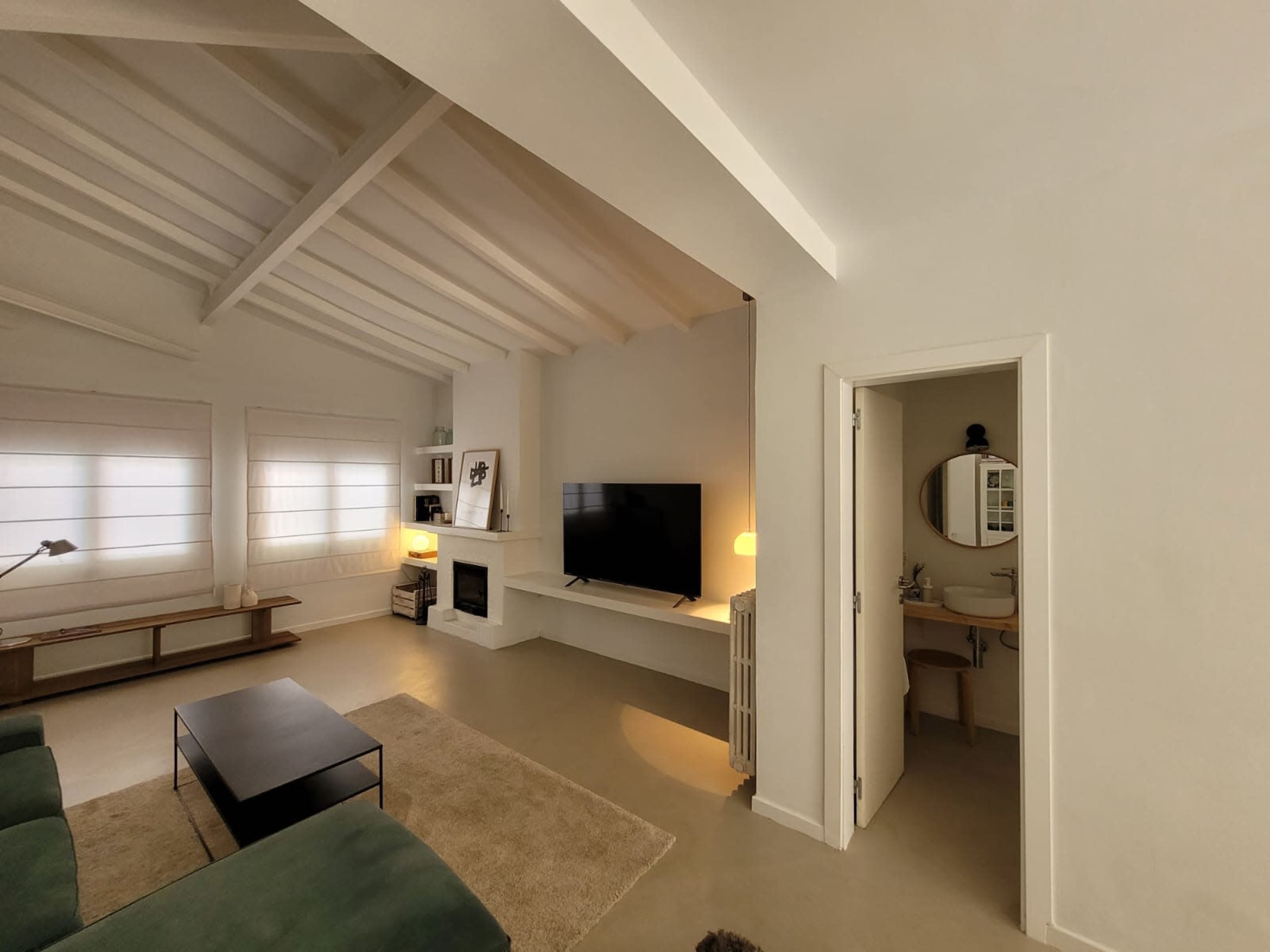 Casa diáfana de los 70s en mirasol reformada Image in , Sant CUgat del Vallès, B