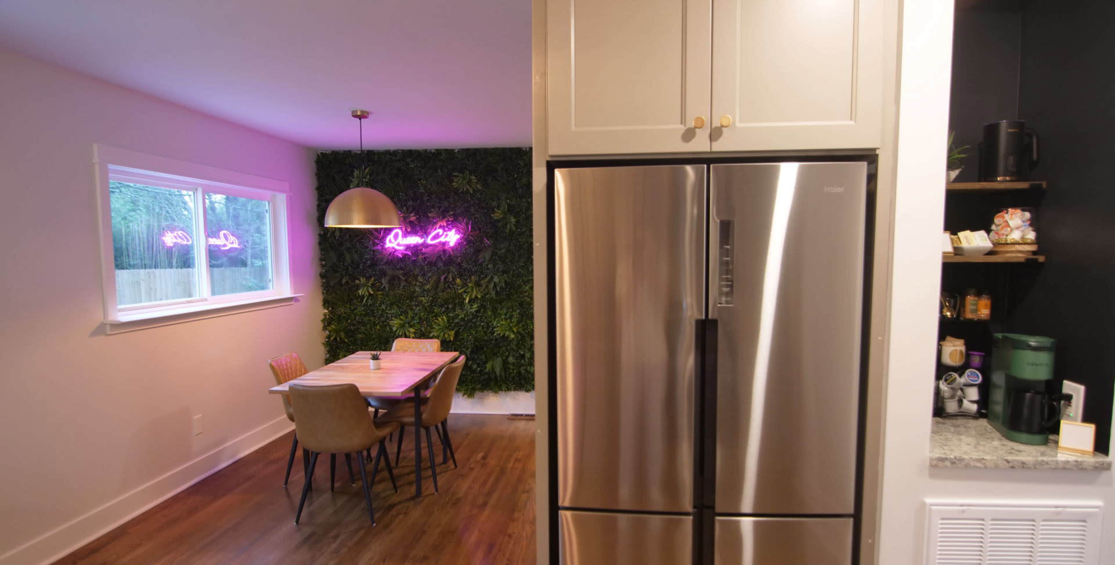 Chic Luxury Charlotte Suburban Home Image in Ashley Park, Charlotte, NC