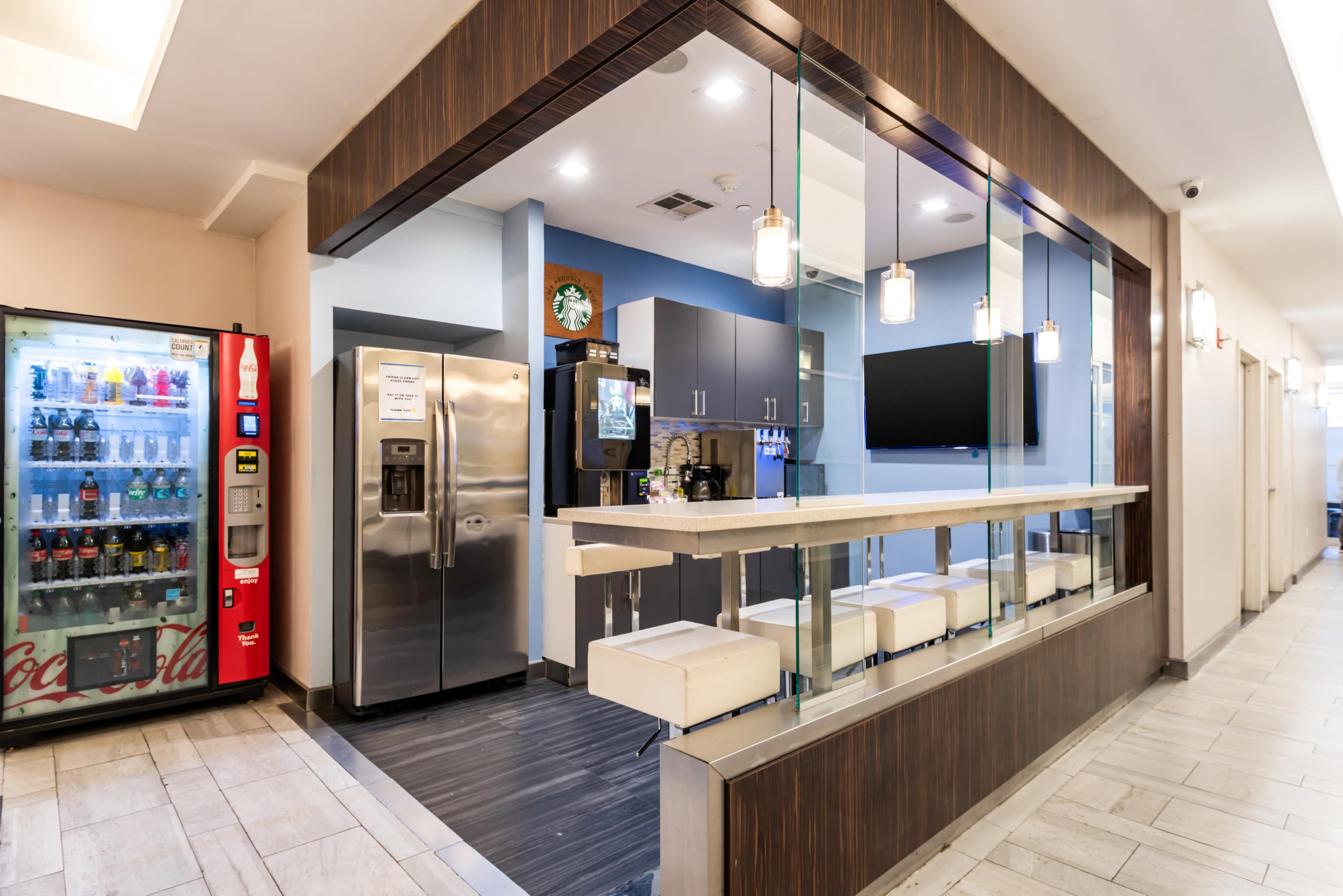 FULL DAY PROMO - New Windowed Meeting Space with Views for 12 People Across From Grand Central Station - All AV Included Image in Midtown Manhattan, New york, NY