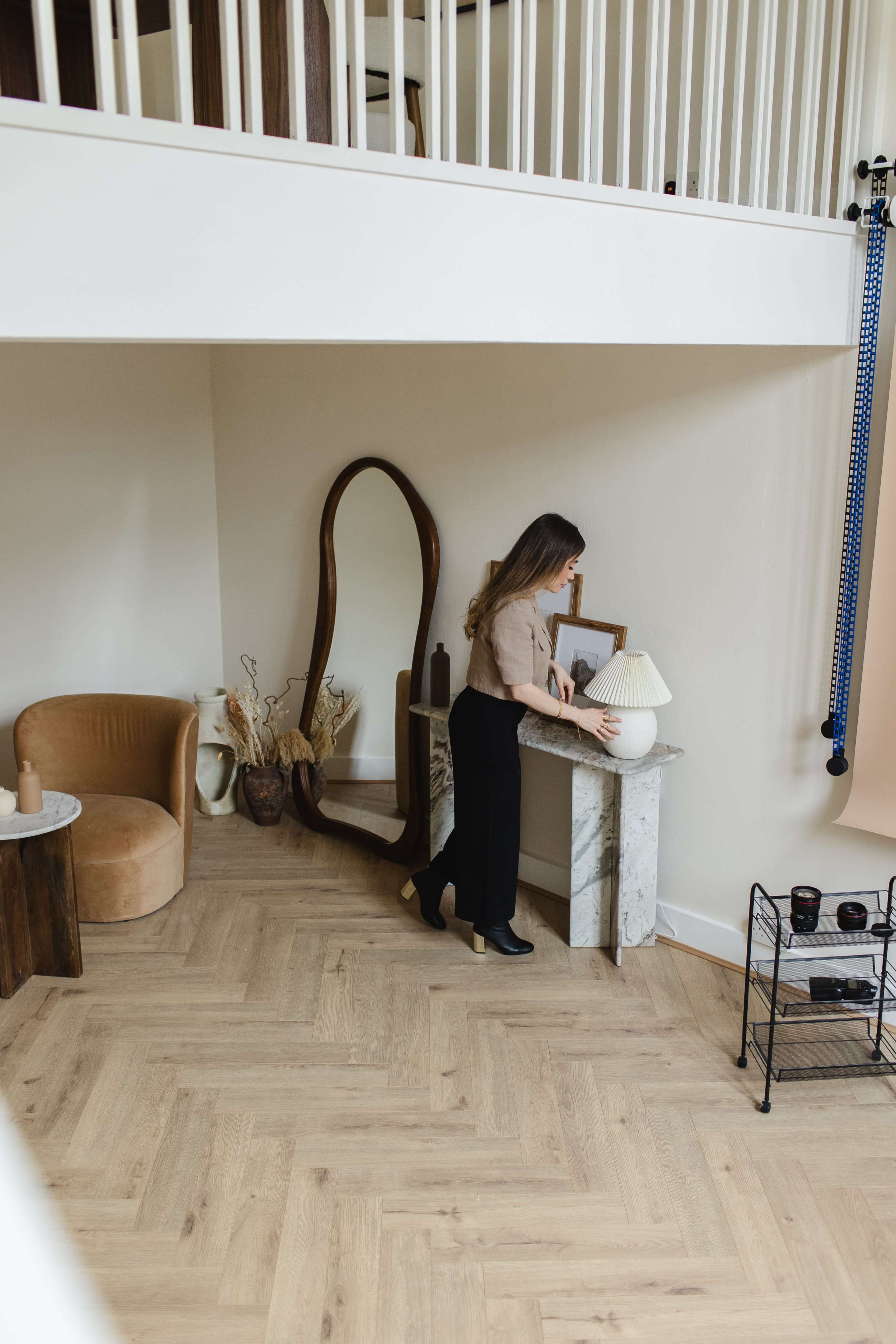 Cozy & Warm Luxury Daylight Studio Image in London, London, ENG