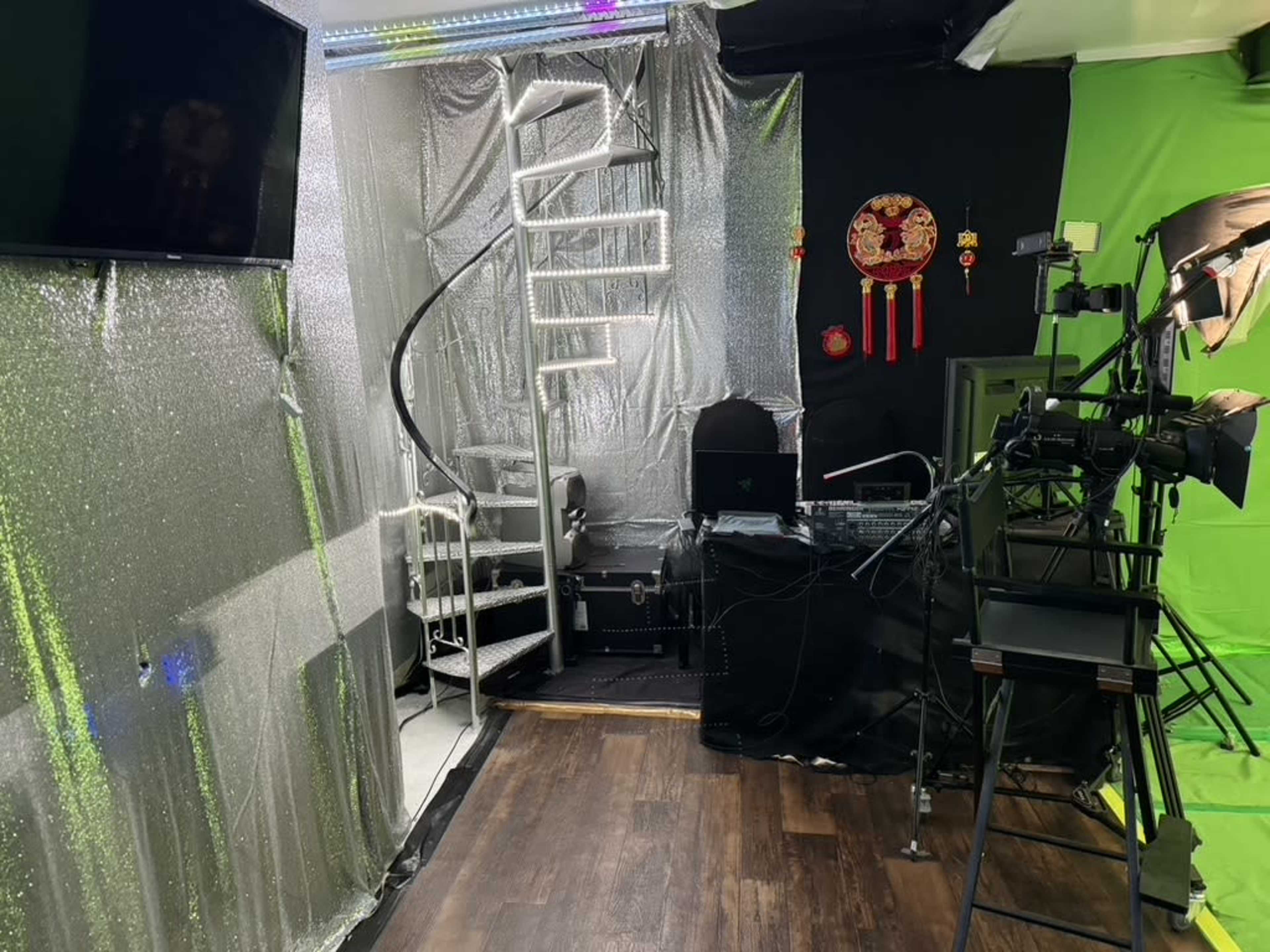 Dragon Entertainment Studio Image in The Heights, Jersey City, NJ