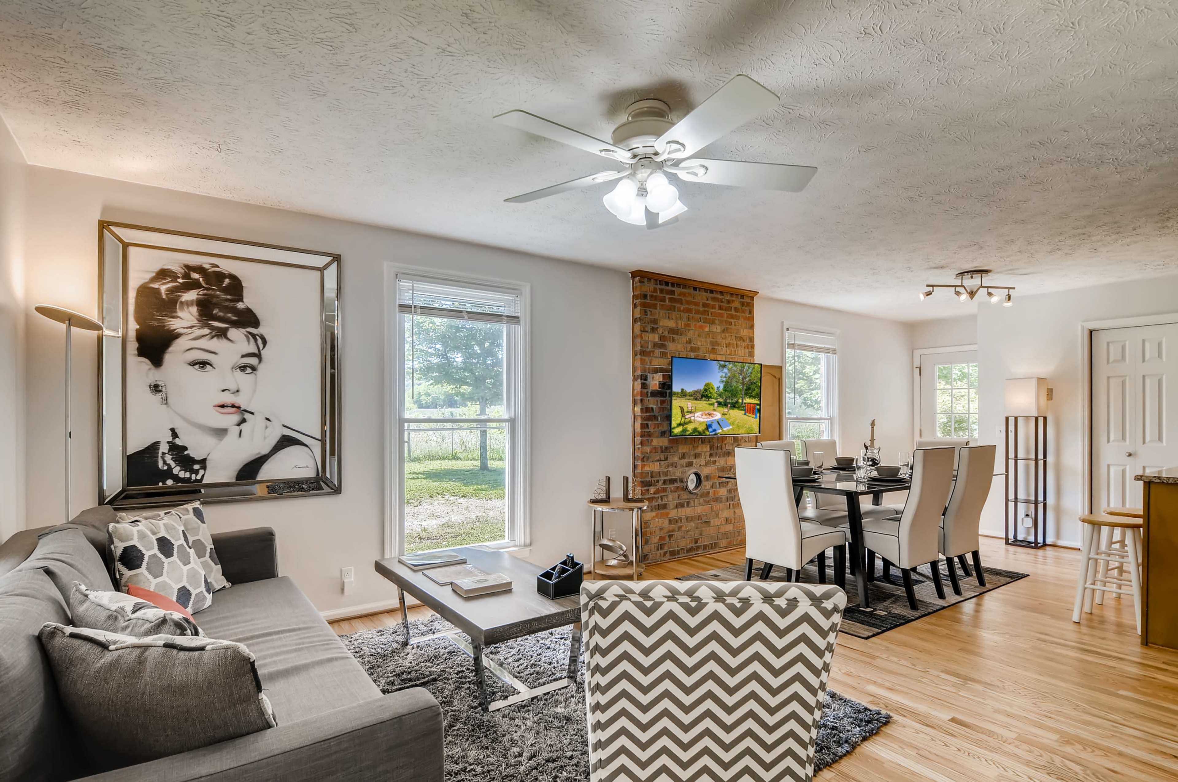 #1 Location 3RB/Large Backyard/Firepit/Games! (F1) Image in , Franklin, TN