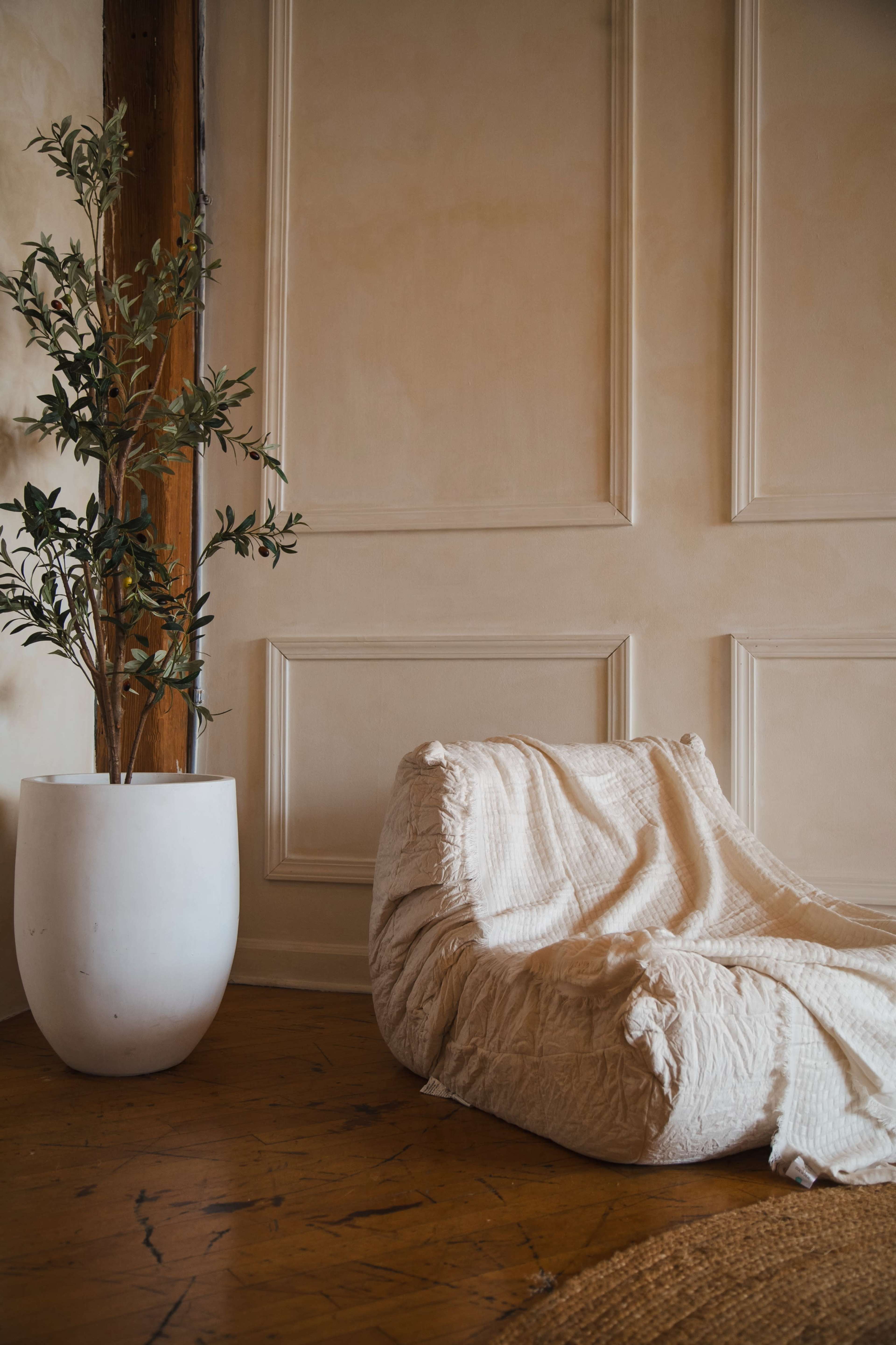 Boho Natural Light Lifestyle Room | Private Luxury Suite for Photo, Film, and Boudoir Image in Lower West Side, Chicago, IL