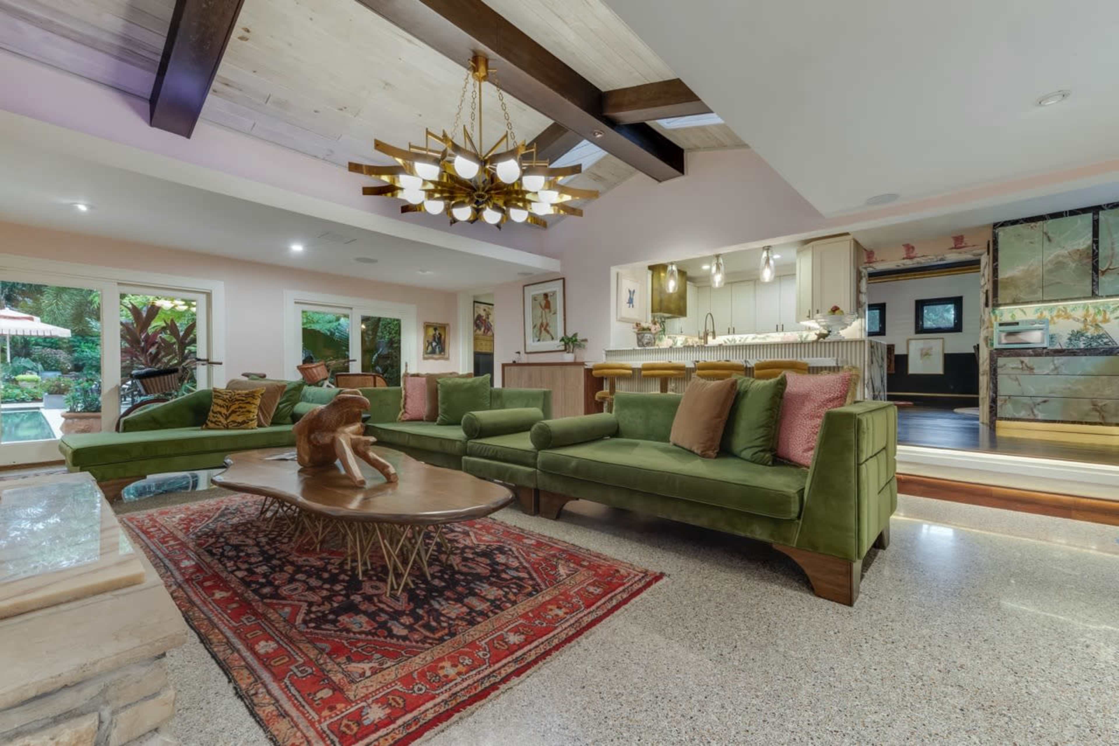 A Tropical Paradise Awaits: Your Dream Event Venue Image in Lake Davis/Greenwood, Orlando, FL