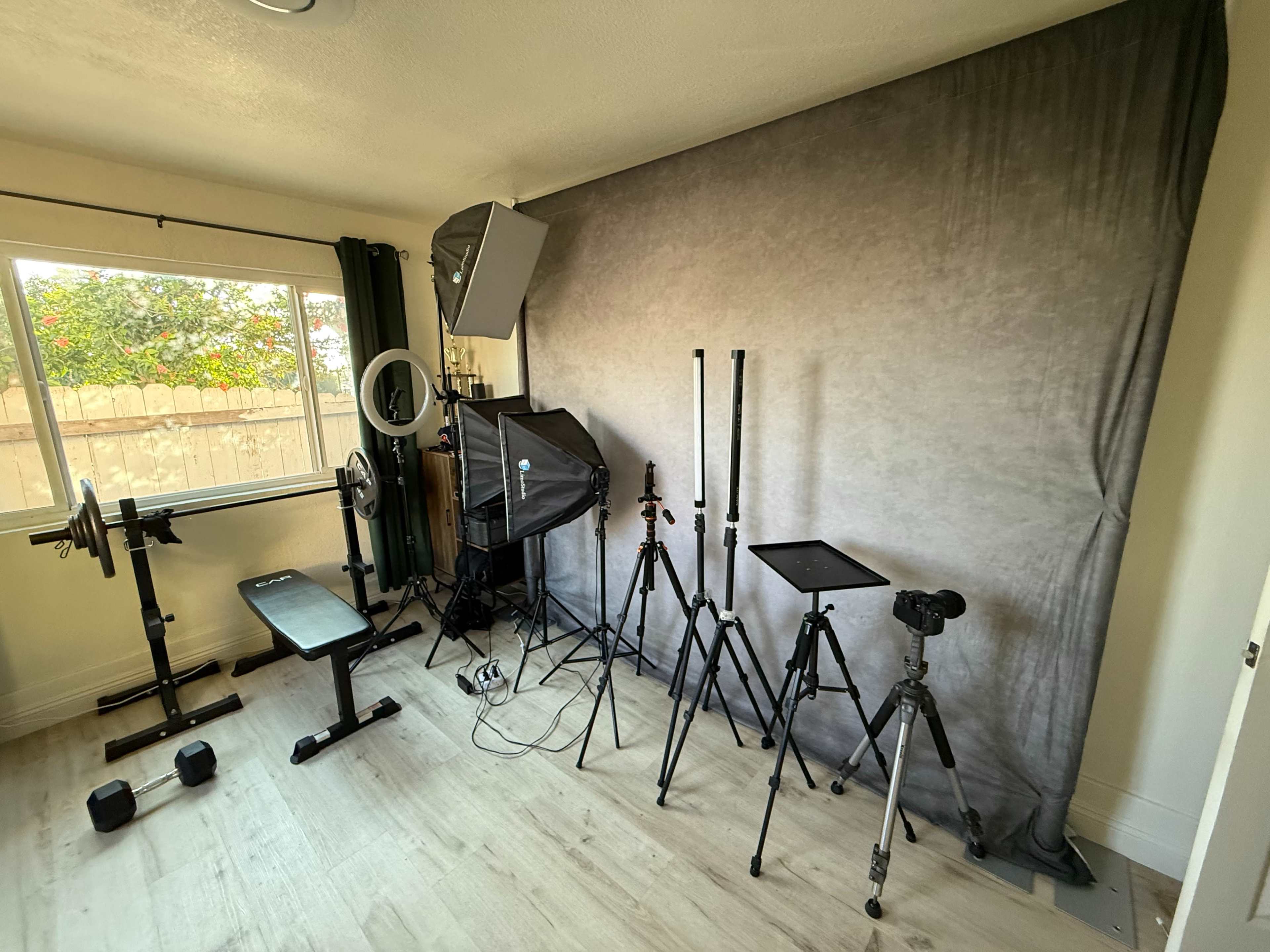 Bright Spacious Home with Lights and Studio Image in Boyle Heights, LOS ANGELES, CA