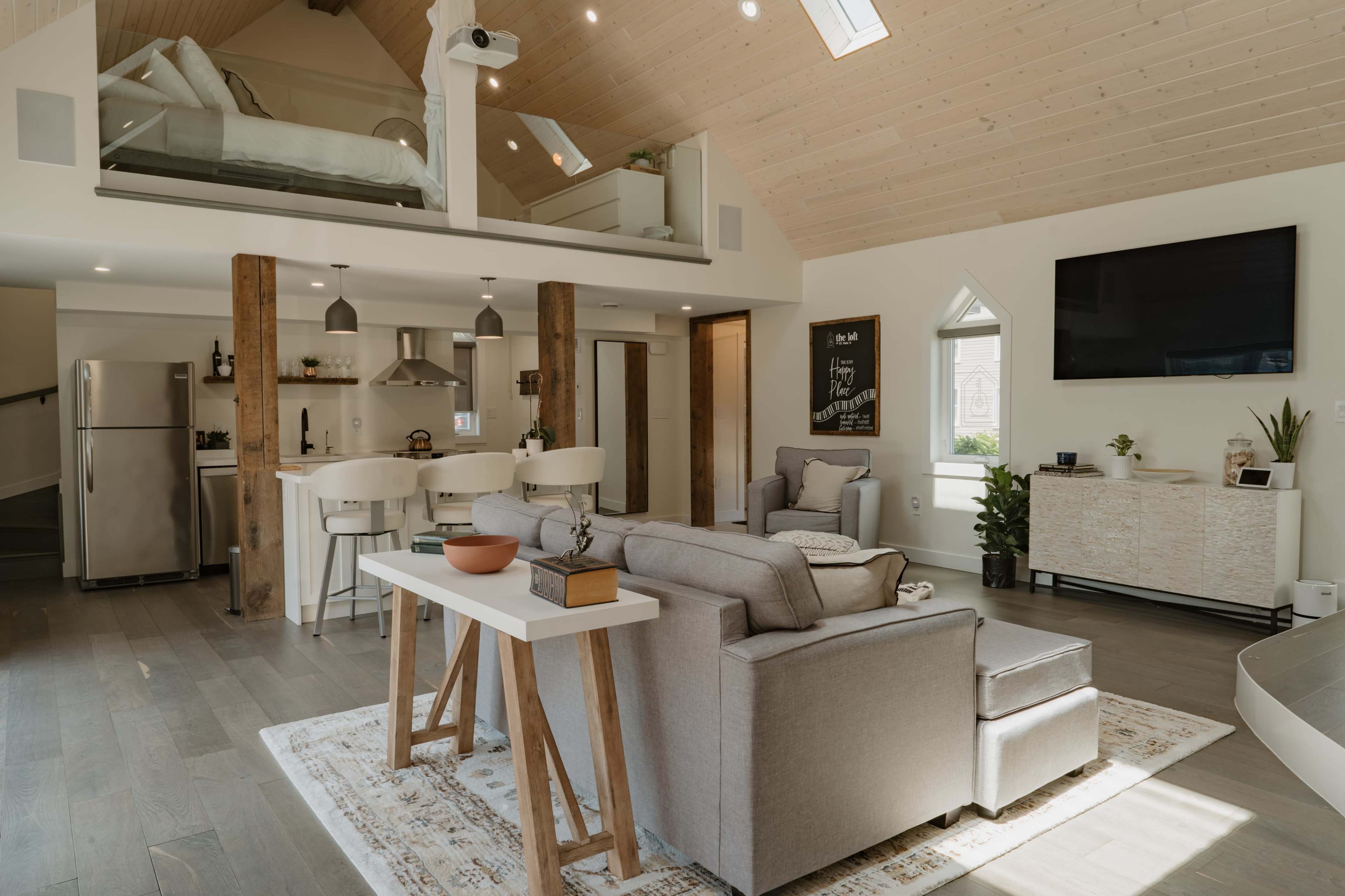 Industrial Loft/Office close to waterfront and downtown Image in Belleville, Belleville, ON