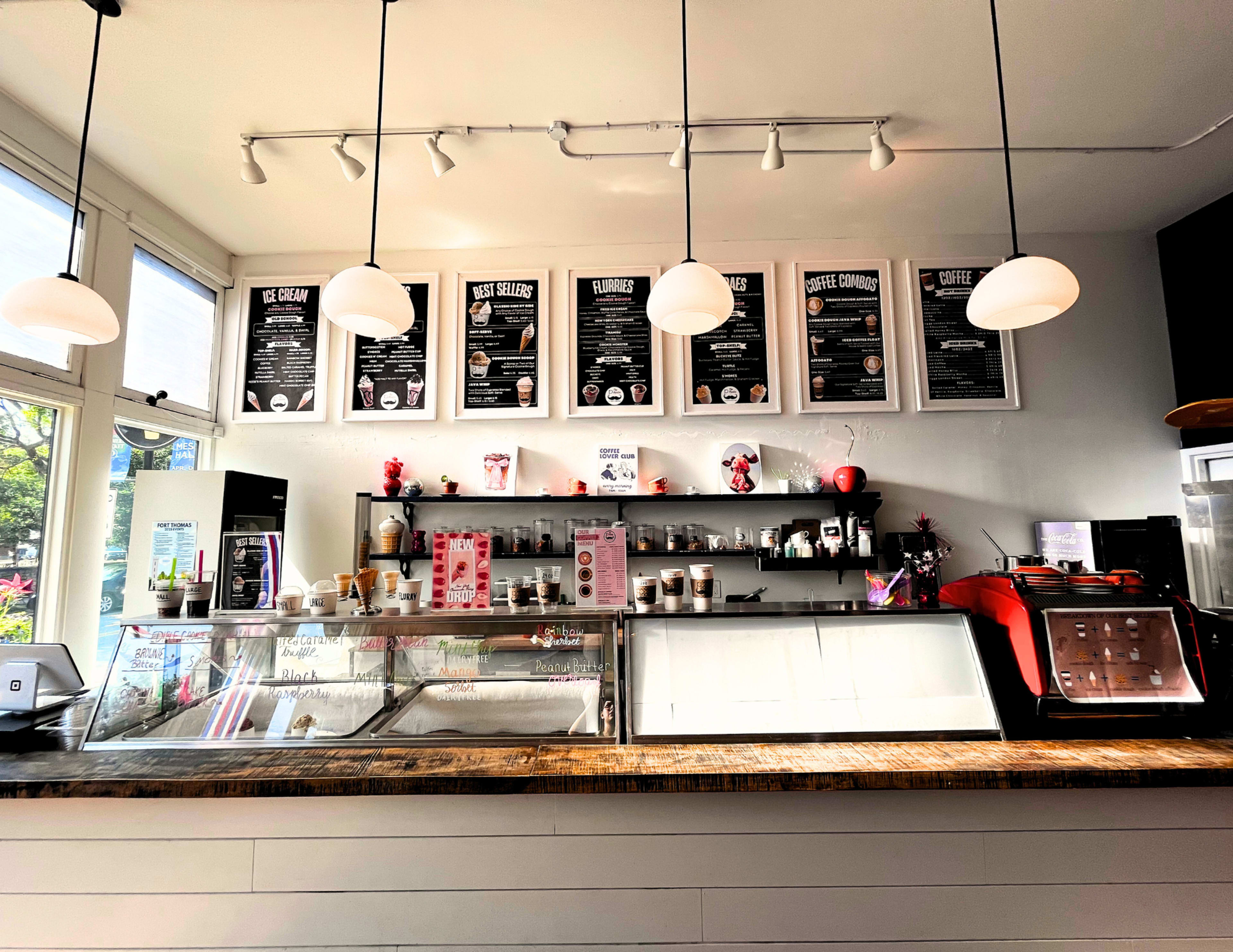 Cozy Urban Ice Cream & Coffee Shop Image in Fort Thomas, Fort Thomas, KY