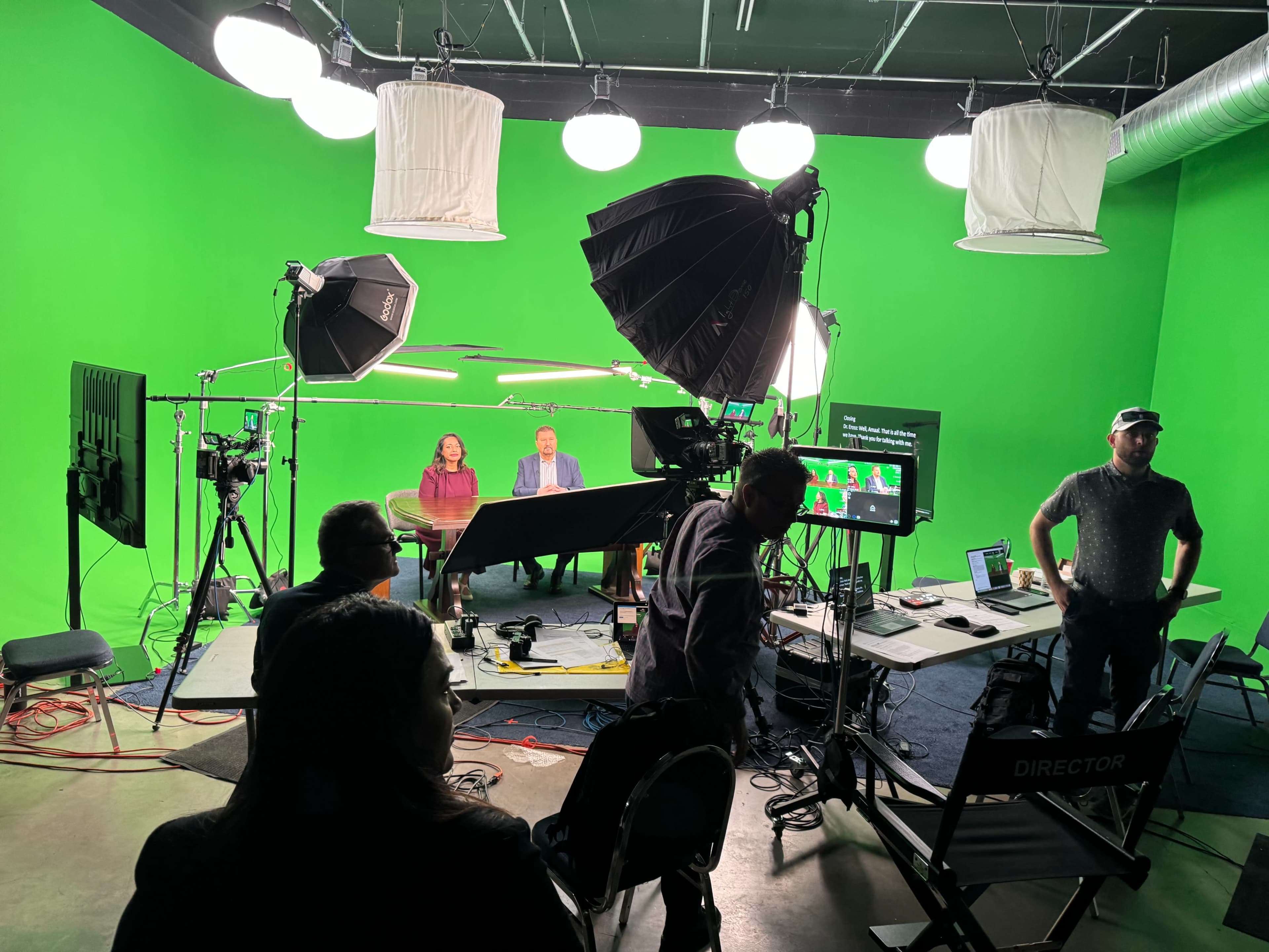 4,000 sqft Professional Video Studio with Green Screen & Green Cycloramic Screen. Image in Camelback East Village, Phoenix, AZ