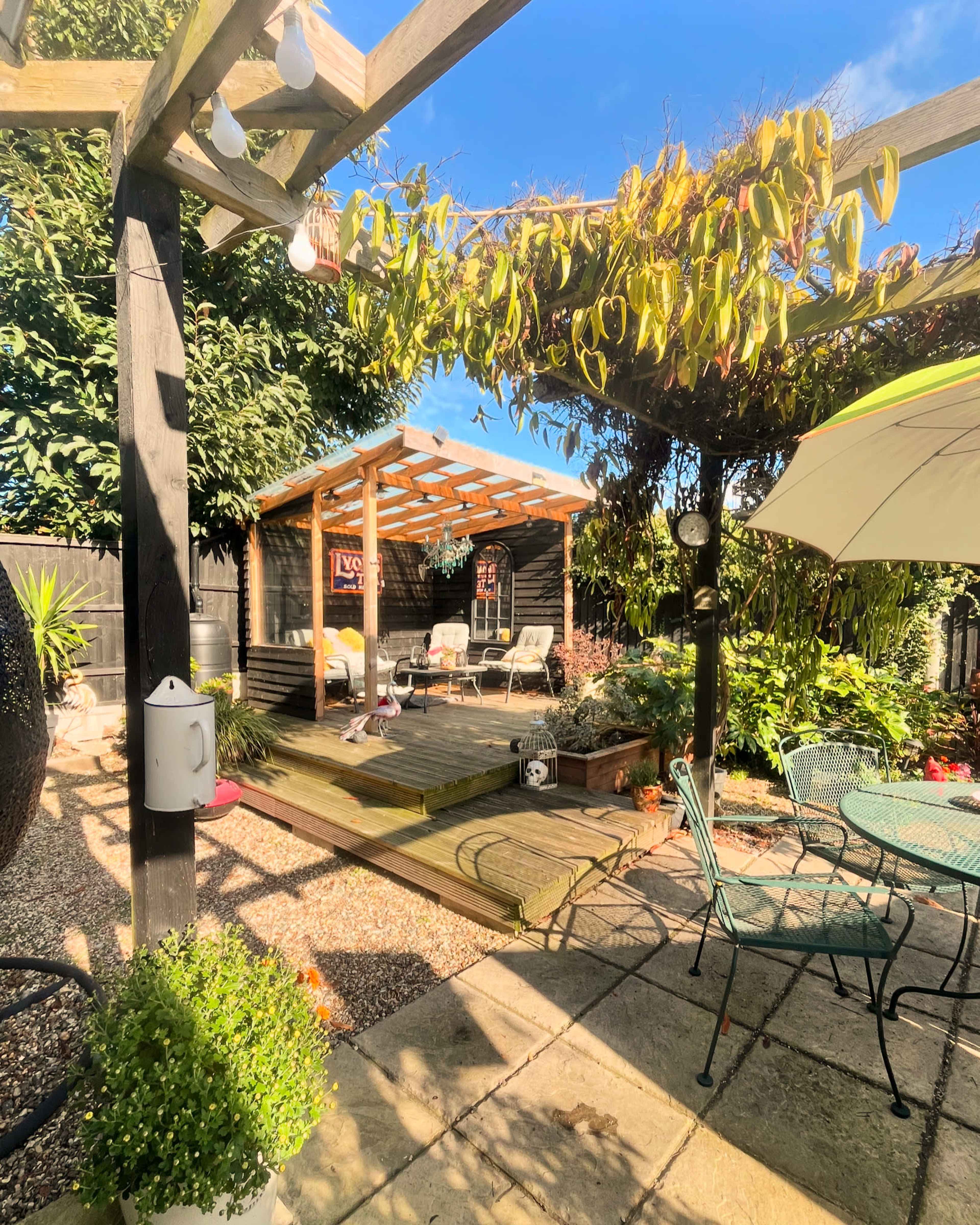 1860s 3 bedroom cottage with quirky interior Image in Heybridge, Heybridge, ENG