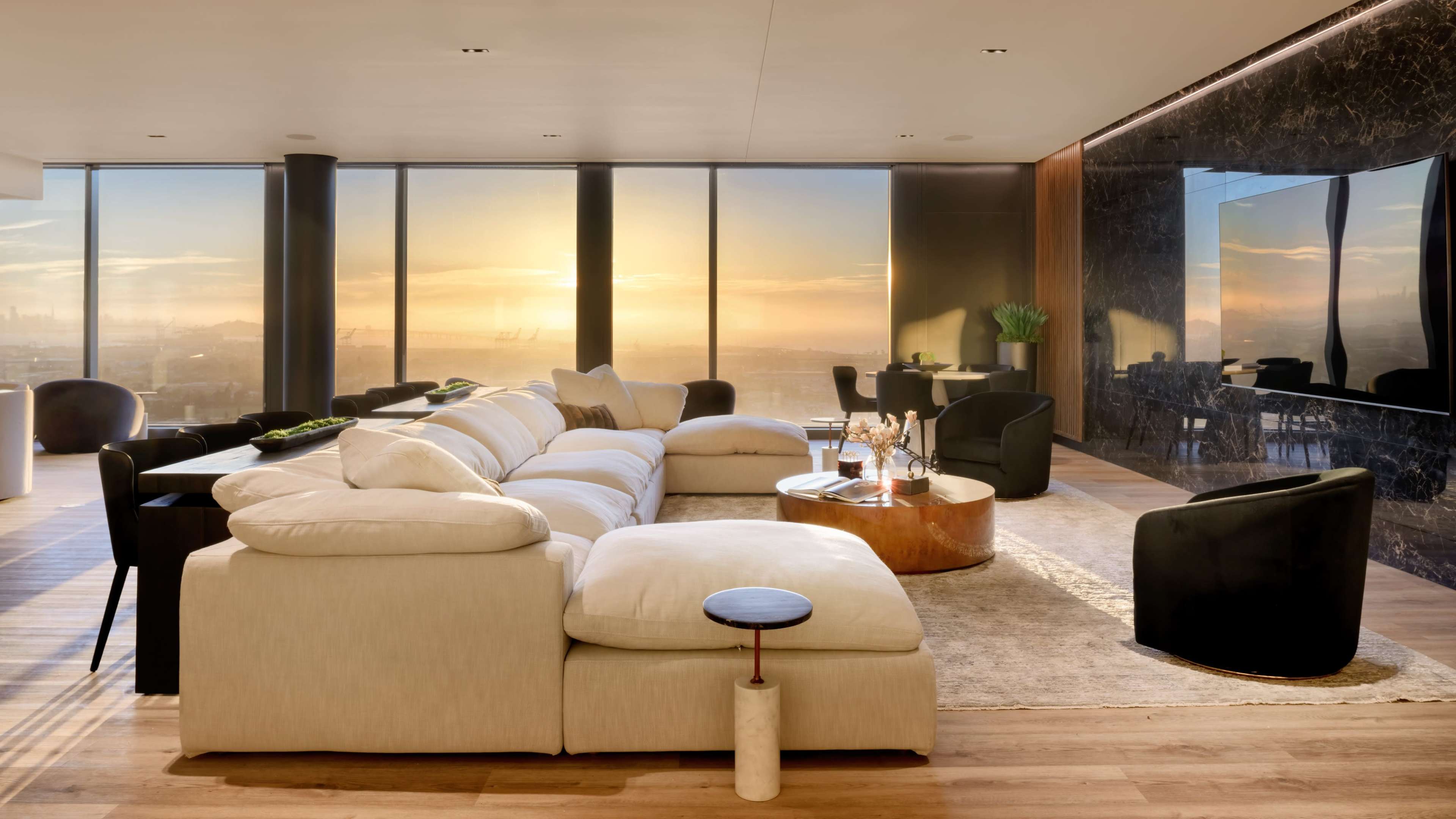 39th Floor Conference Room with 360 views of SF Bay Area Image in Downtown Oakland, Oakland, CA