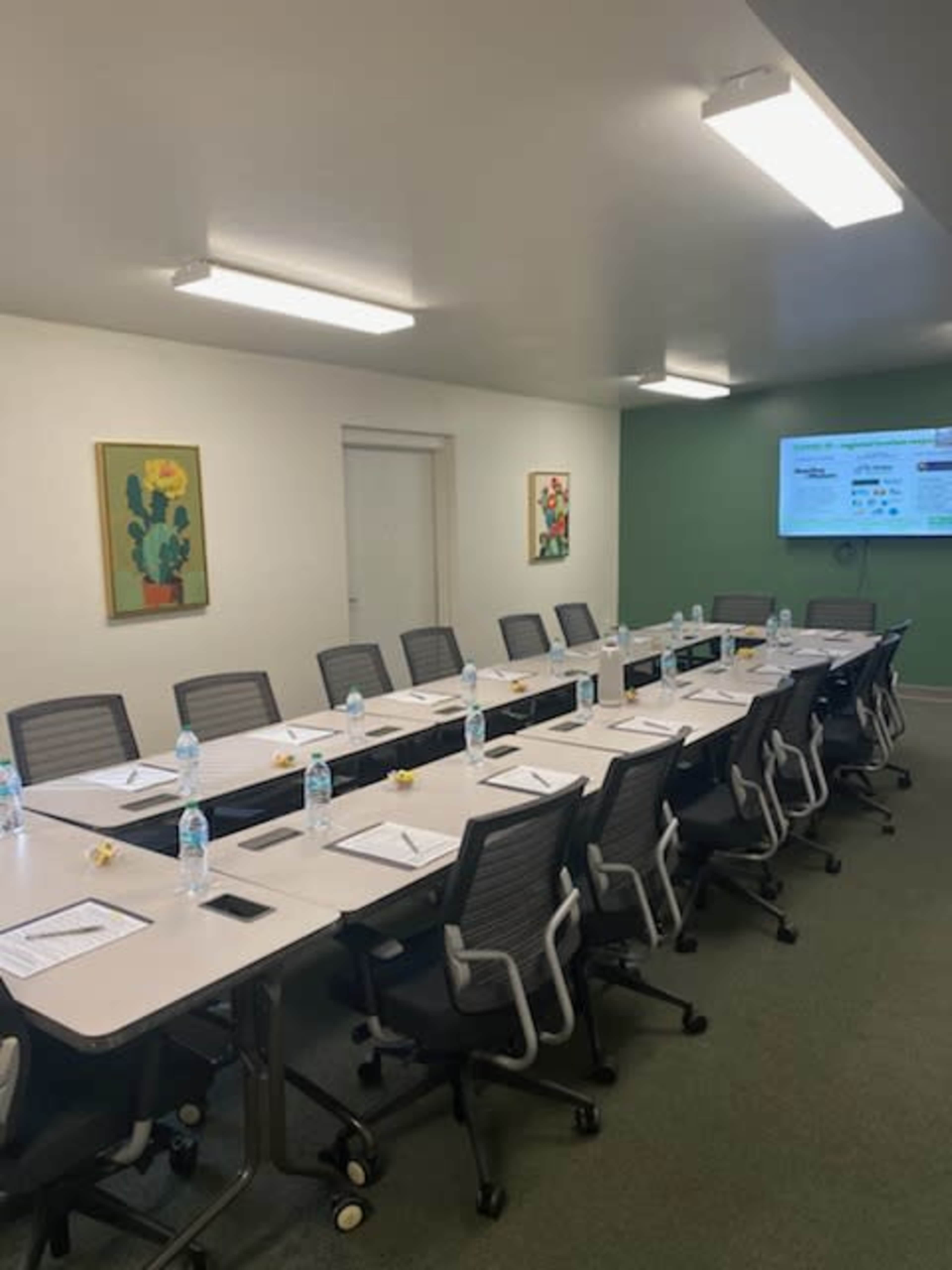 North Scottsdale customizable meeting space with easy user access Image in Central Scottsdale, Scottsdale, AZ
