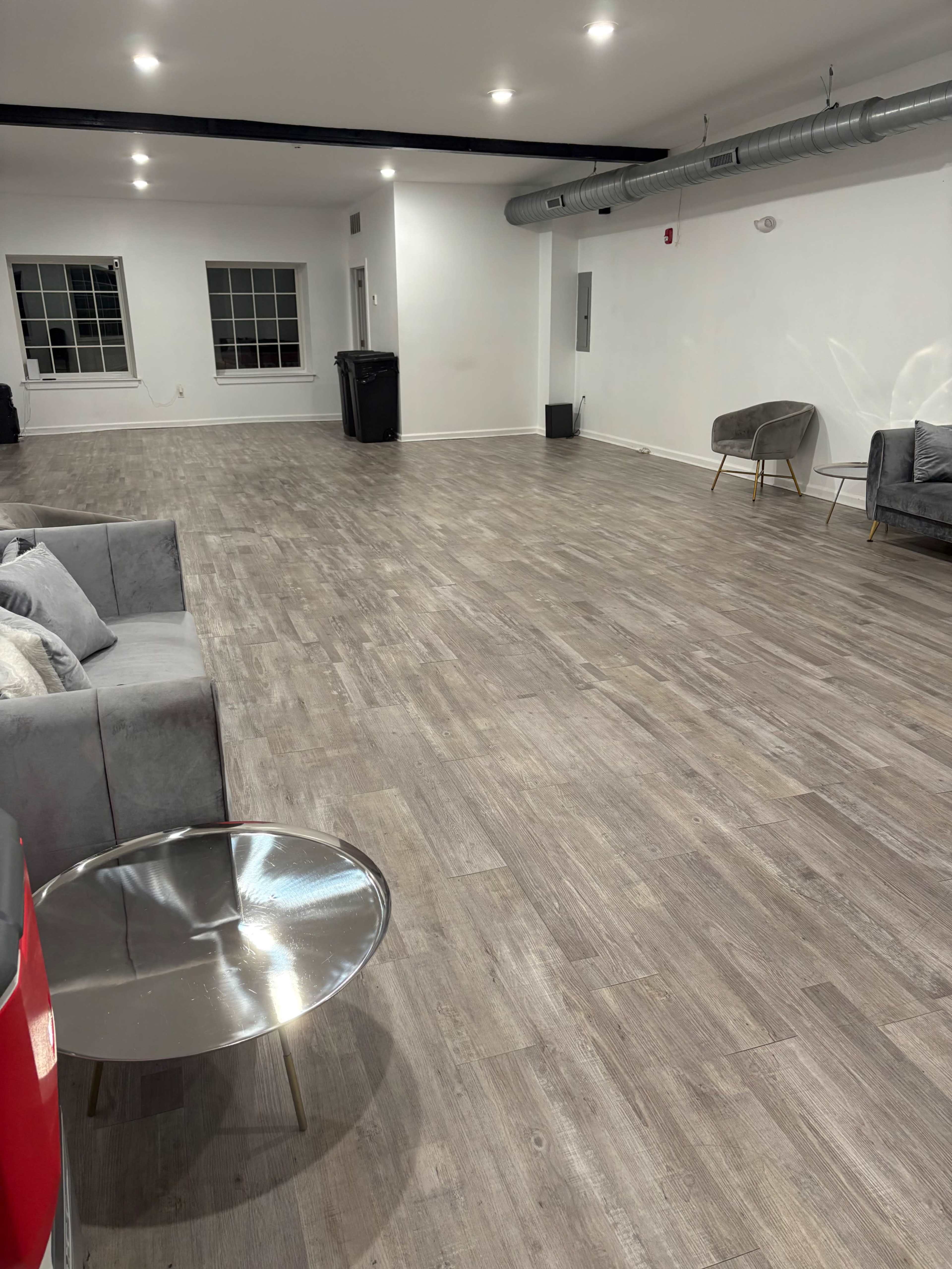 Urban Studio with Industrial Charm & Beautiful View Image in Northwest Philadelphia, Philadelphia, PA