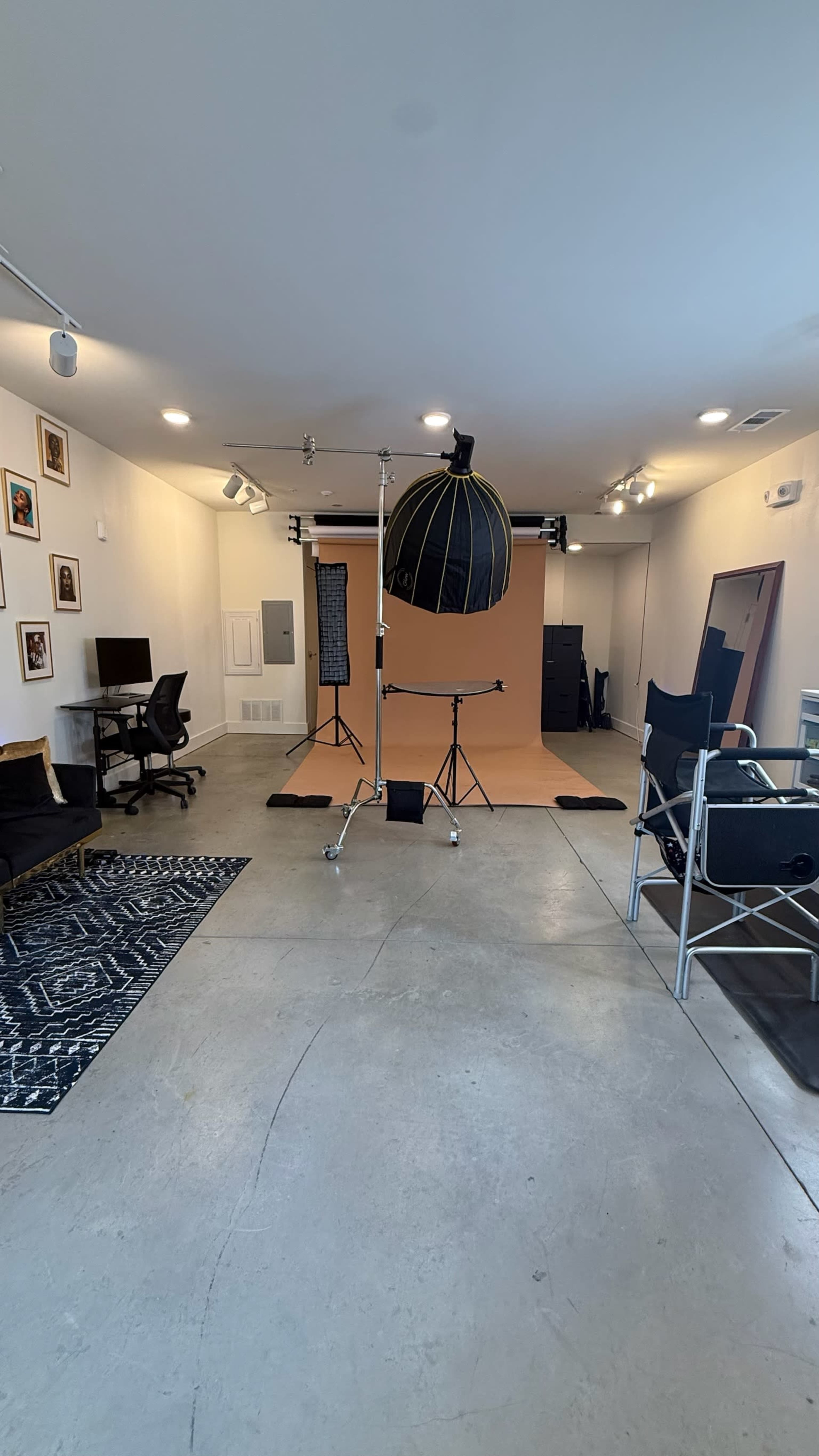 Private West Midtown Luxury Photo Studio Image in Blandtown, Atlanta, GA