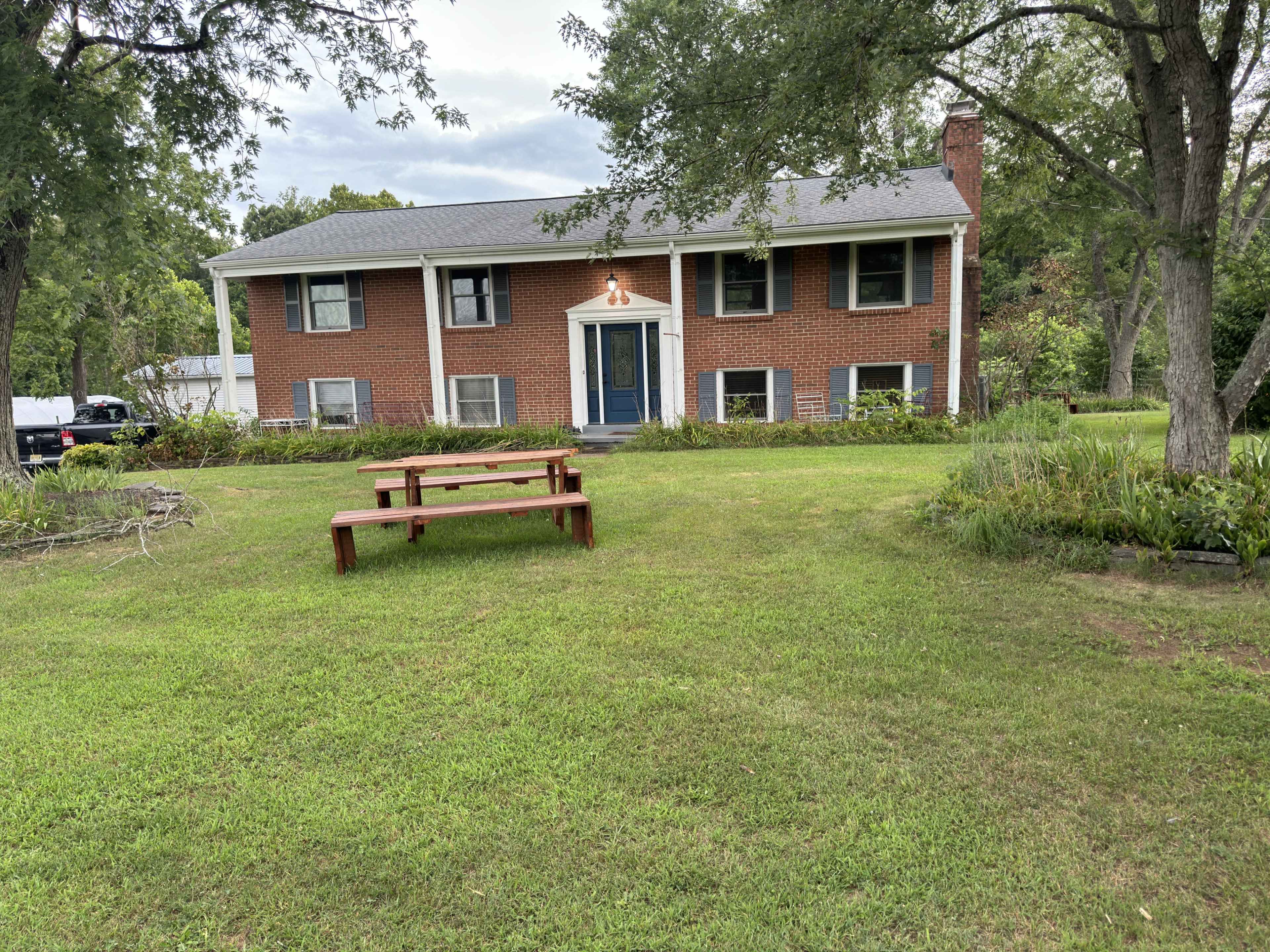 The Land of Golden Sunshine Farm Image in , Stafford, VA