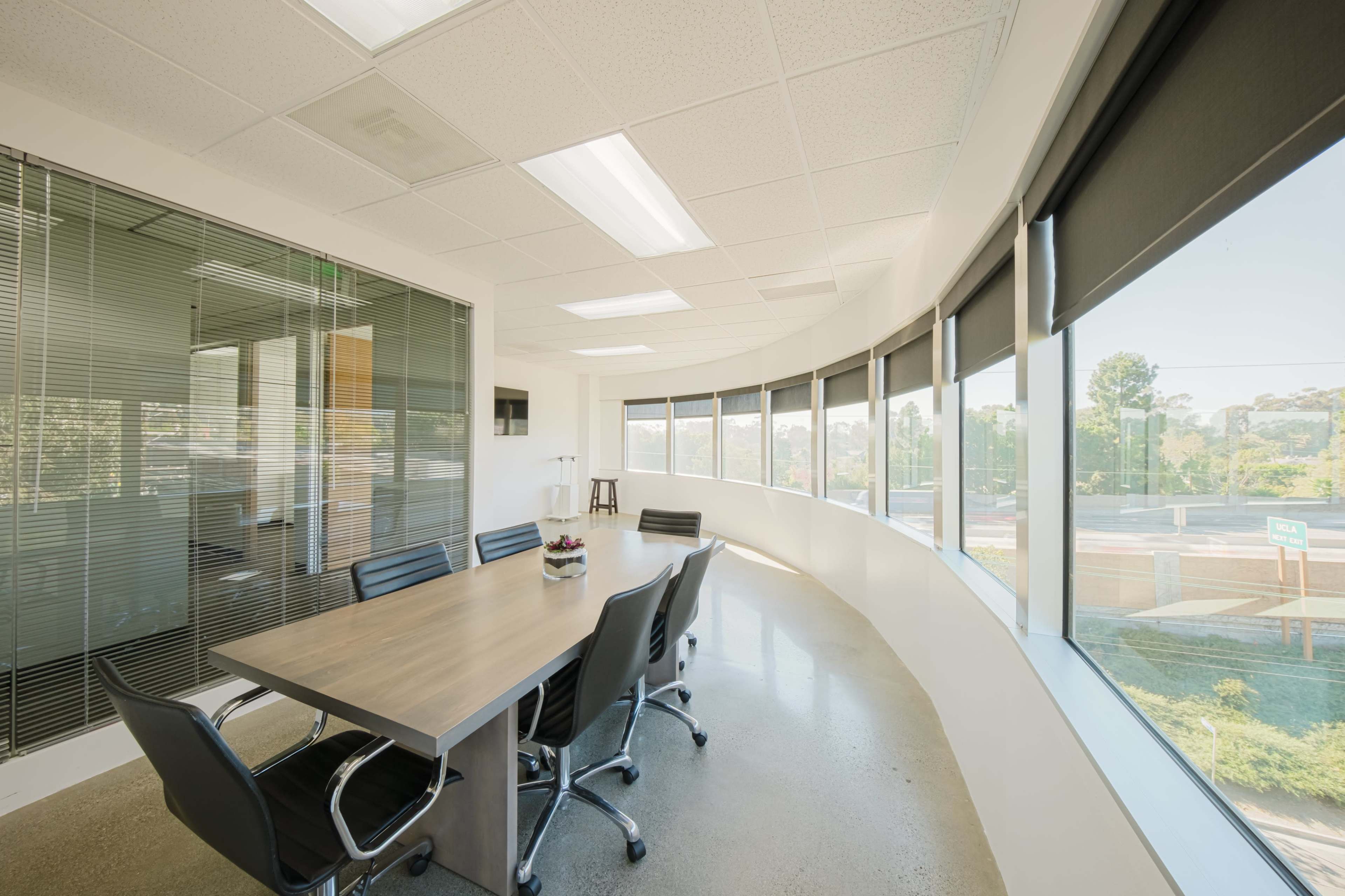 SLEEK SEPULVEDA WORKSPACE PRIVATE OFFICE Image in Westwood, Los Angeles, CA