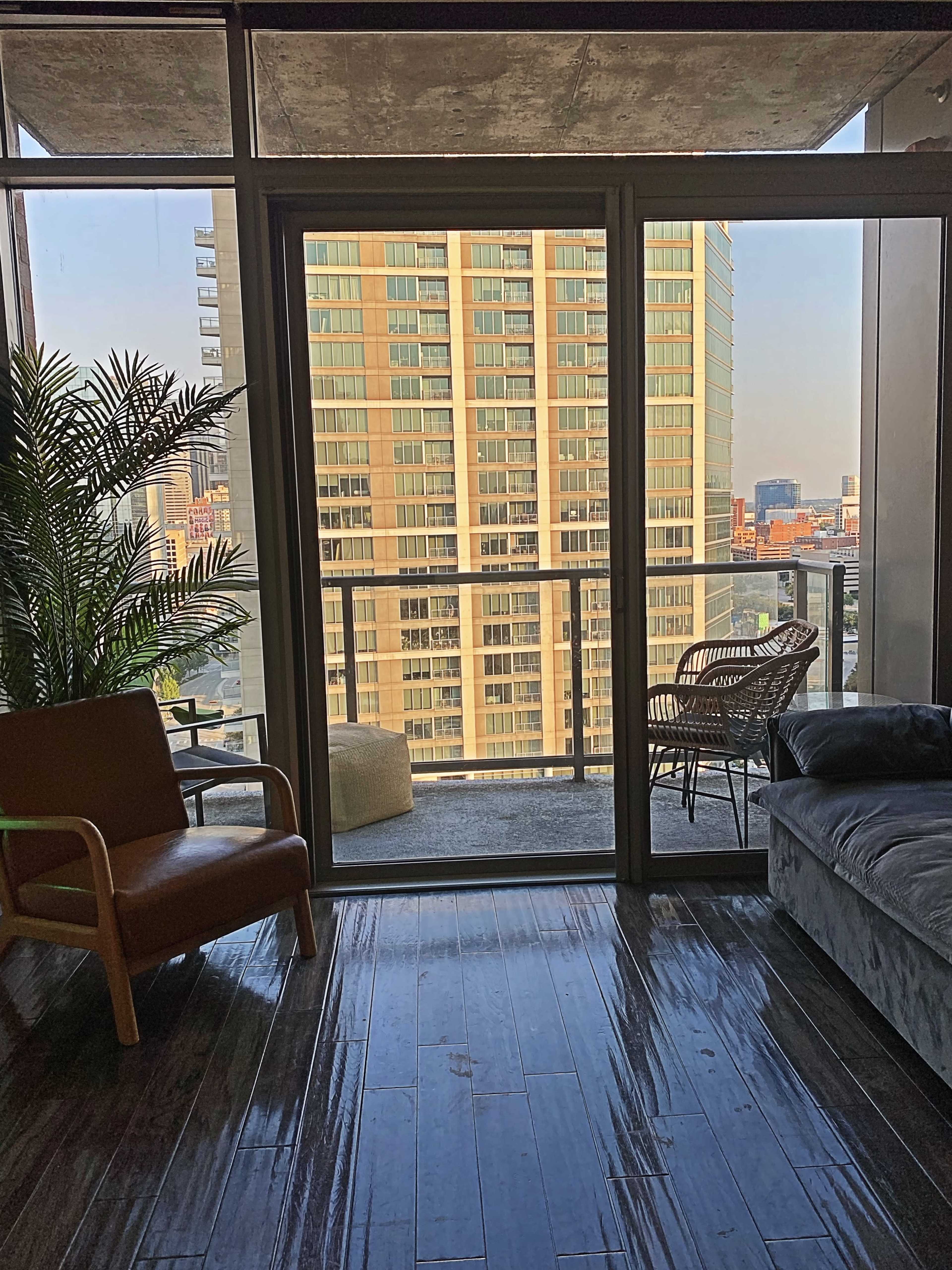 Victory Park Spa Studio with Breathtaking View Image in Oak Lawn, Dallas, TX