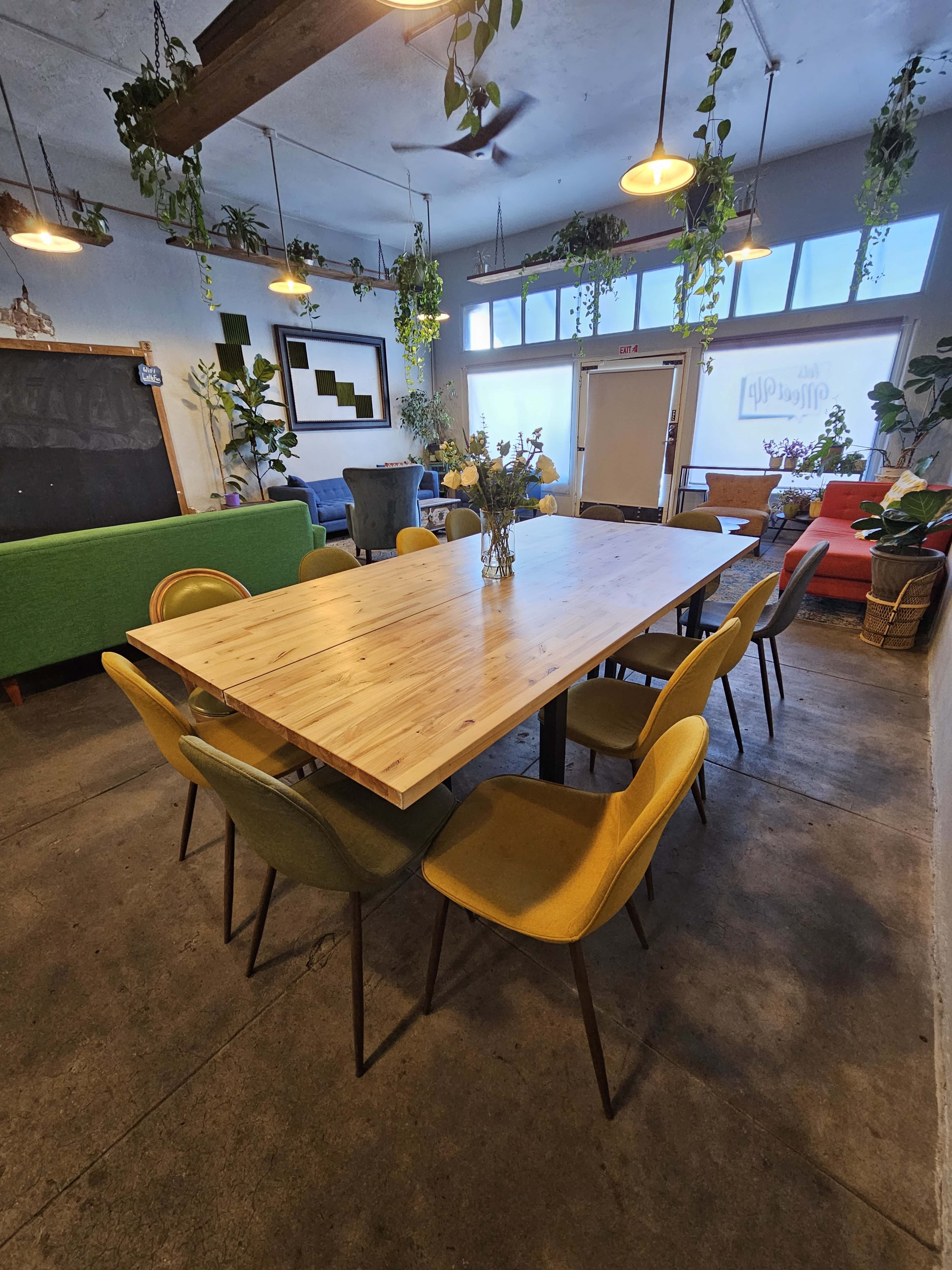 Urban Multi Use Event Space with Eclectic Living Room Vibe Image in Encanto Village, Phoenix, AZ