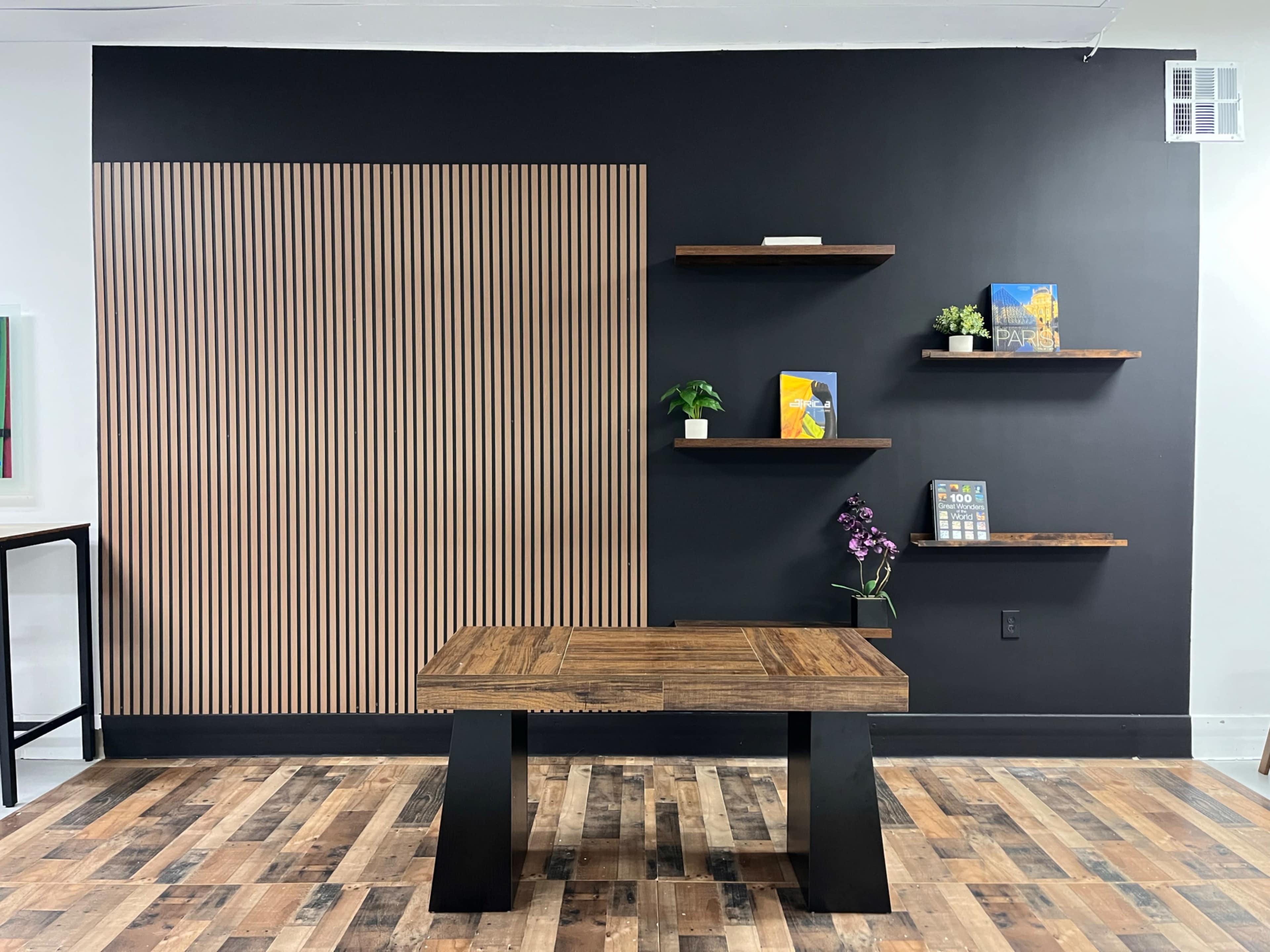 Comfortable, Private, Photography Studio in Houston Image in Mid West, Houston, TX