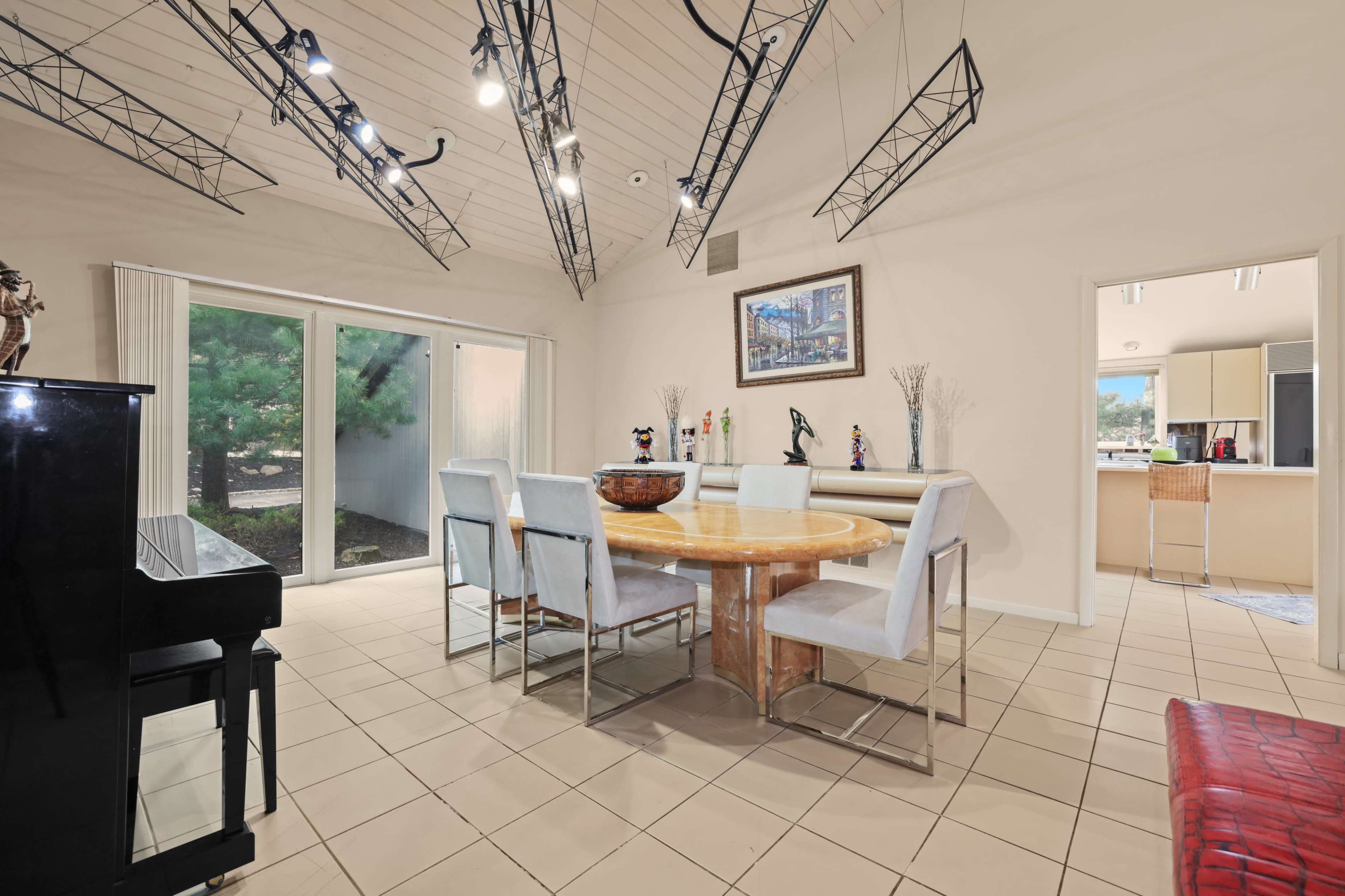 Dramatic Soaring ceilings House with lush grounds Image in Livingston, Livingston, NJ