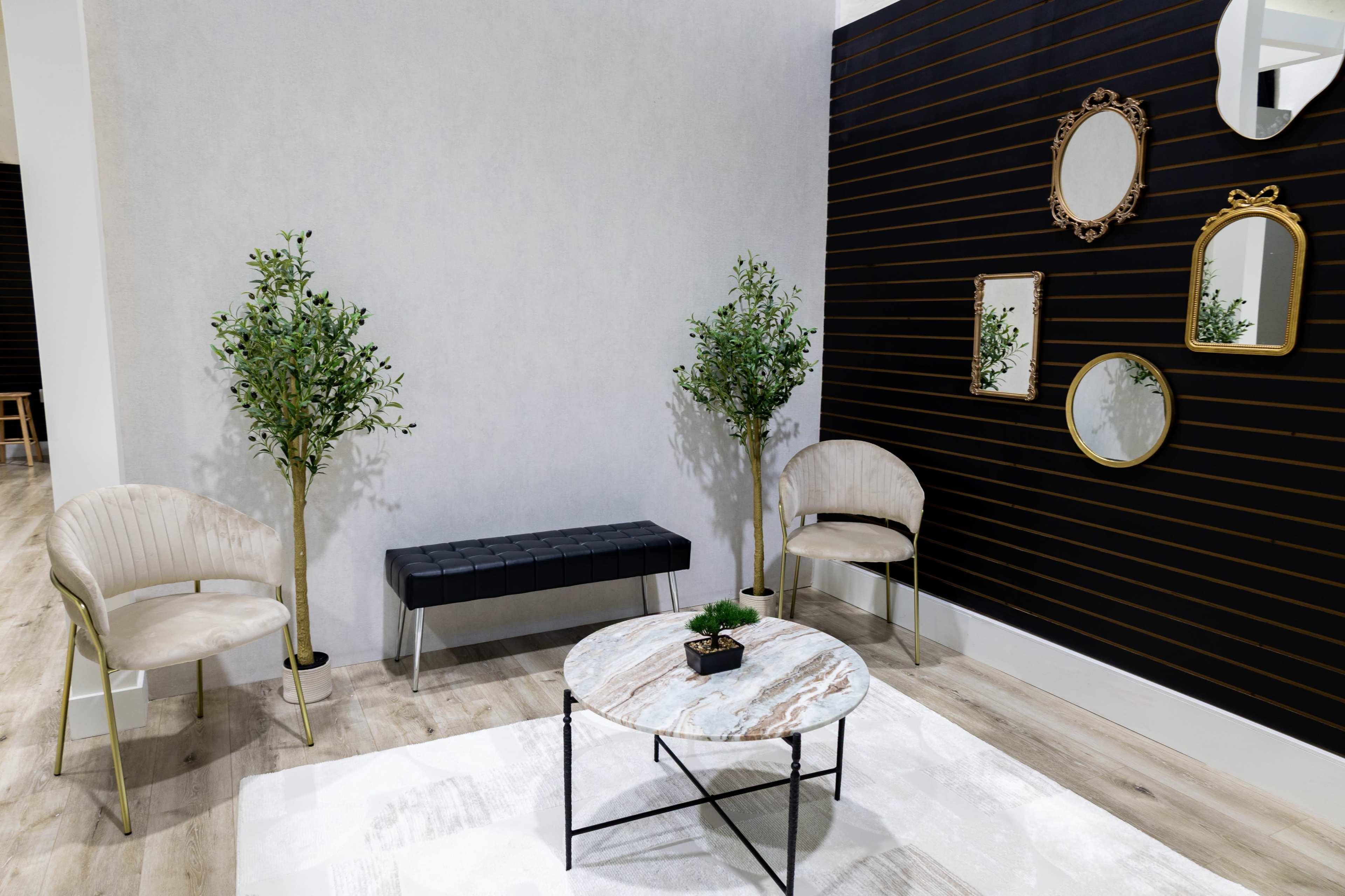 Spacious Multi-Use Creative Studio Image in Surrey, SURREY, BC