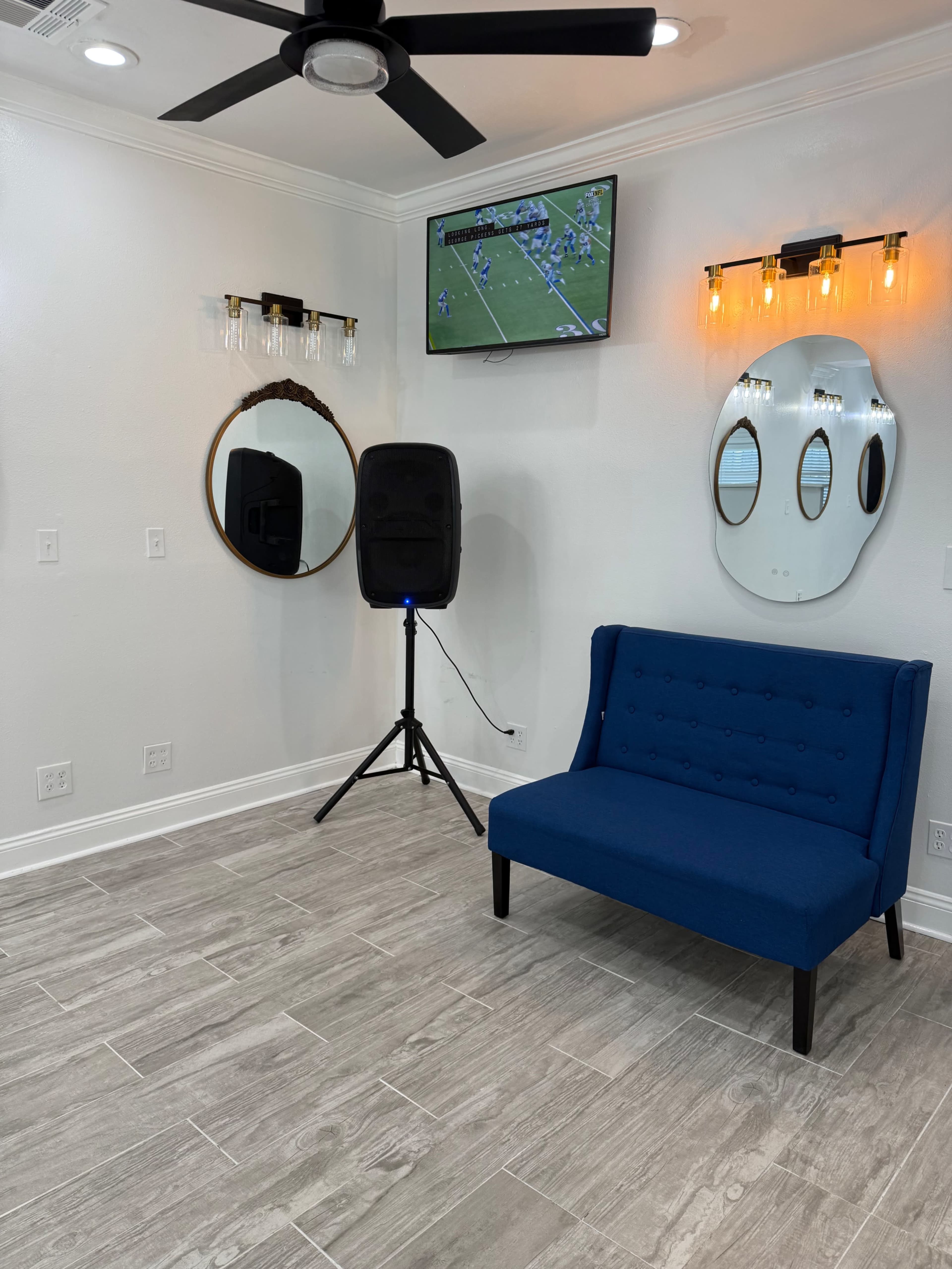 Small elegant event space Image in , New Orleans, LA