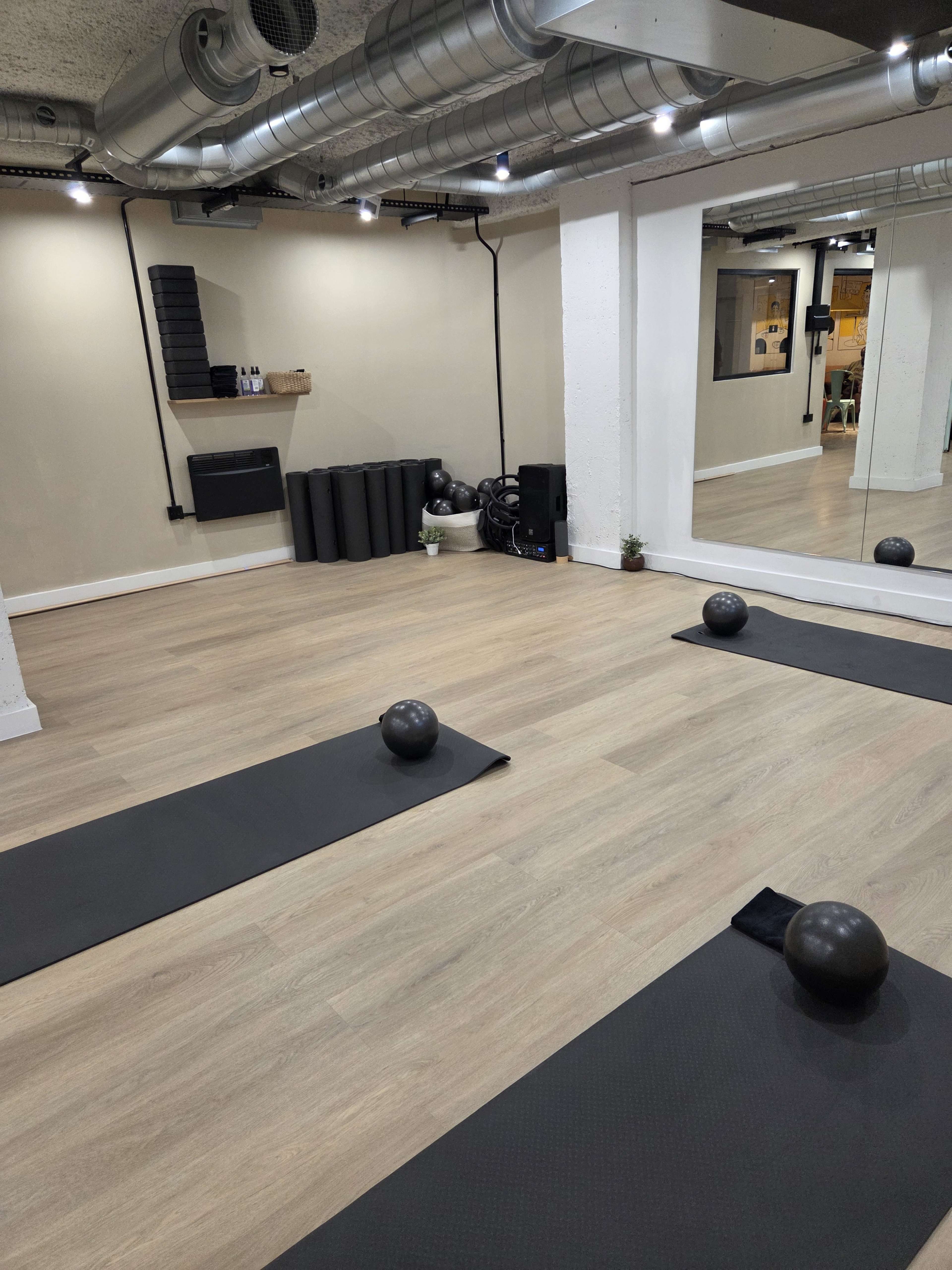 Central London Dance and Fitness Studio Image in London, London, ENG