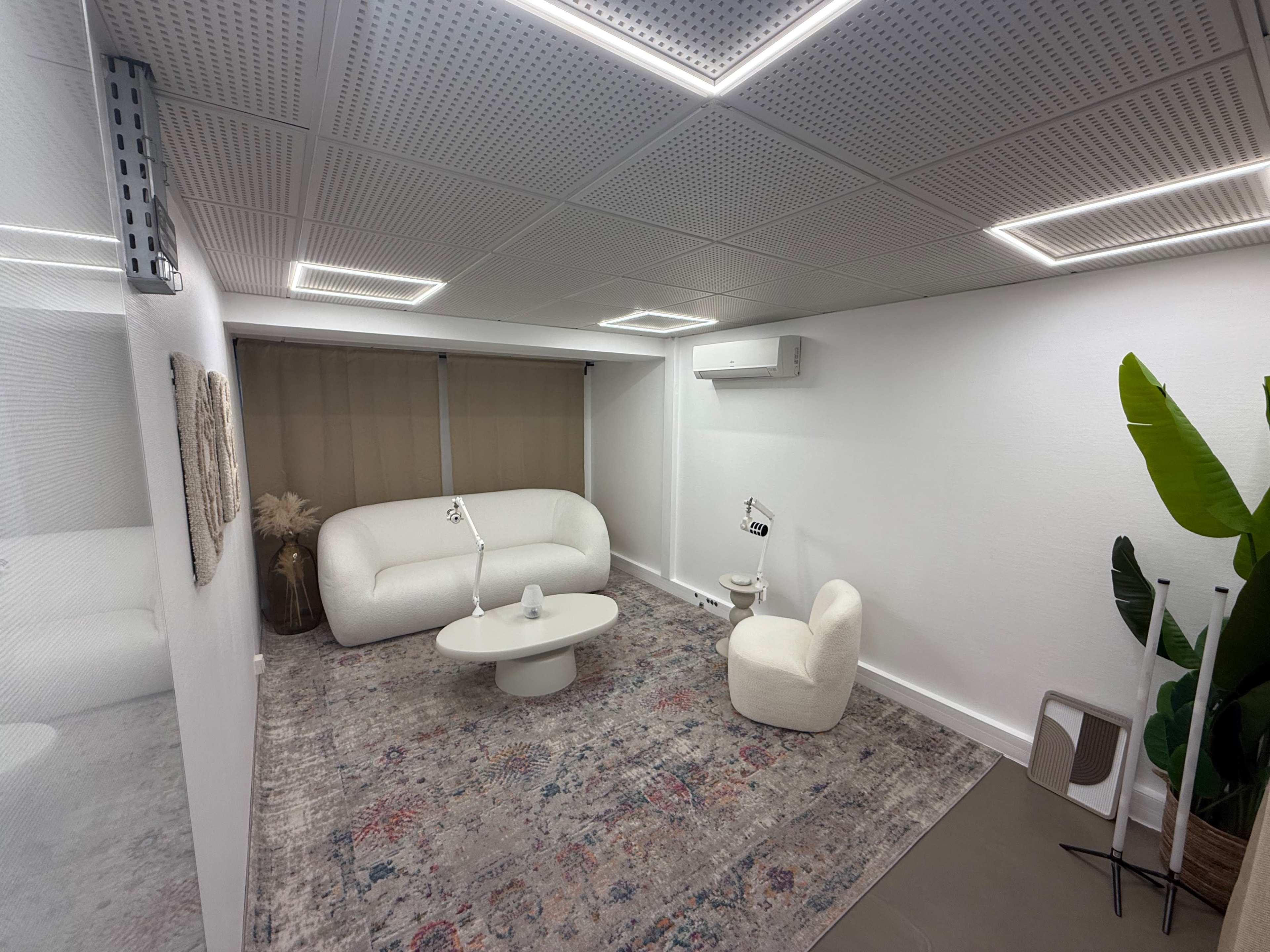 Salle de Tournage équipée – Enregistrement podcast, audio & vidéo Image in Billancourt–Rives de Seine, Boulone-Billancourt