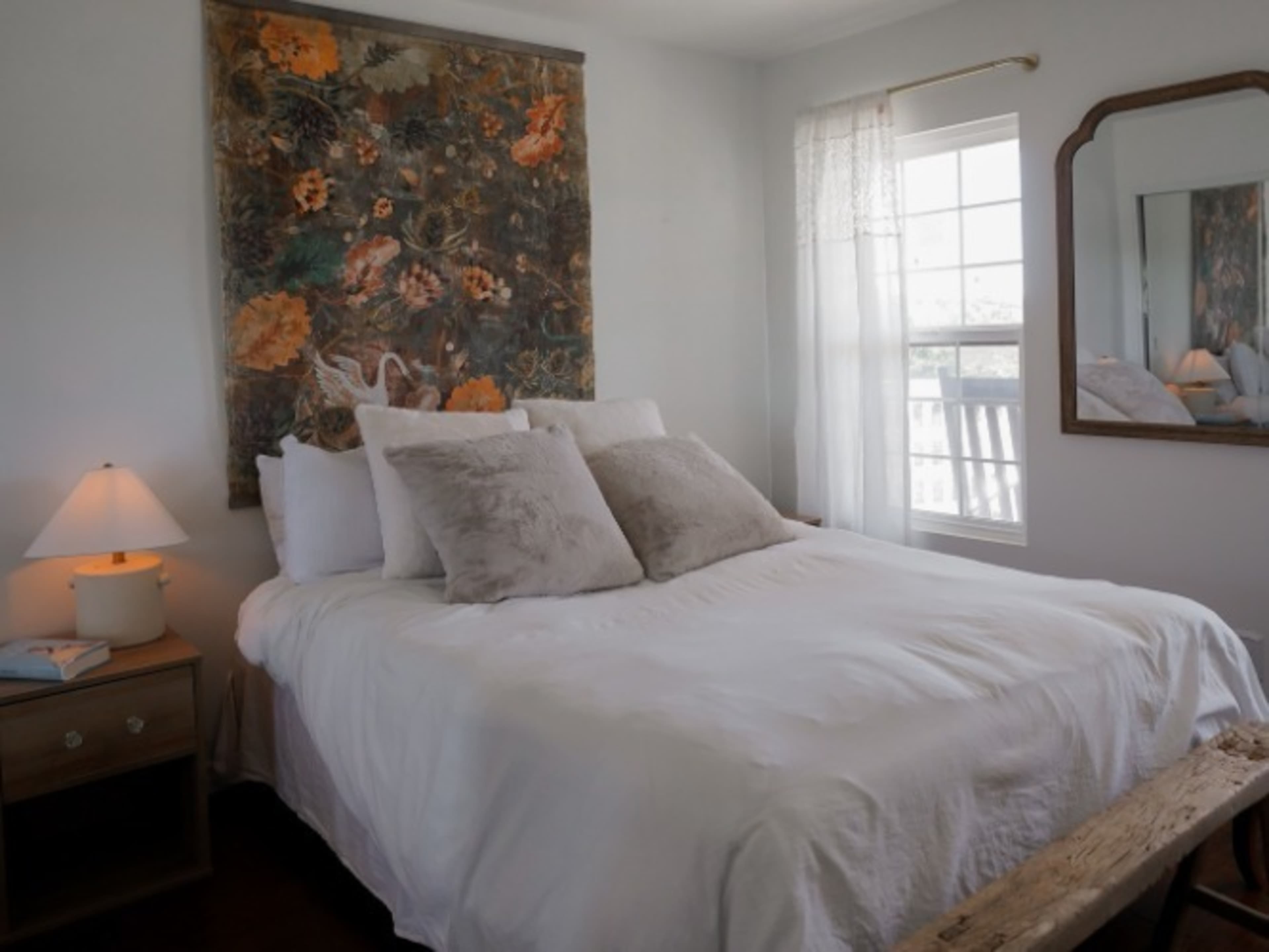 Guest Bedroom/Bridal Suite