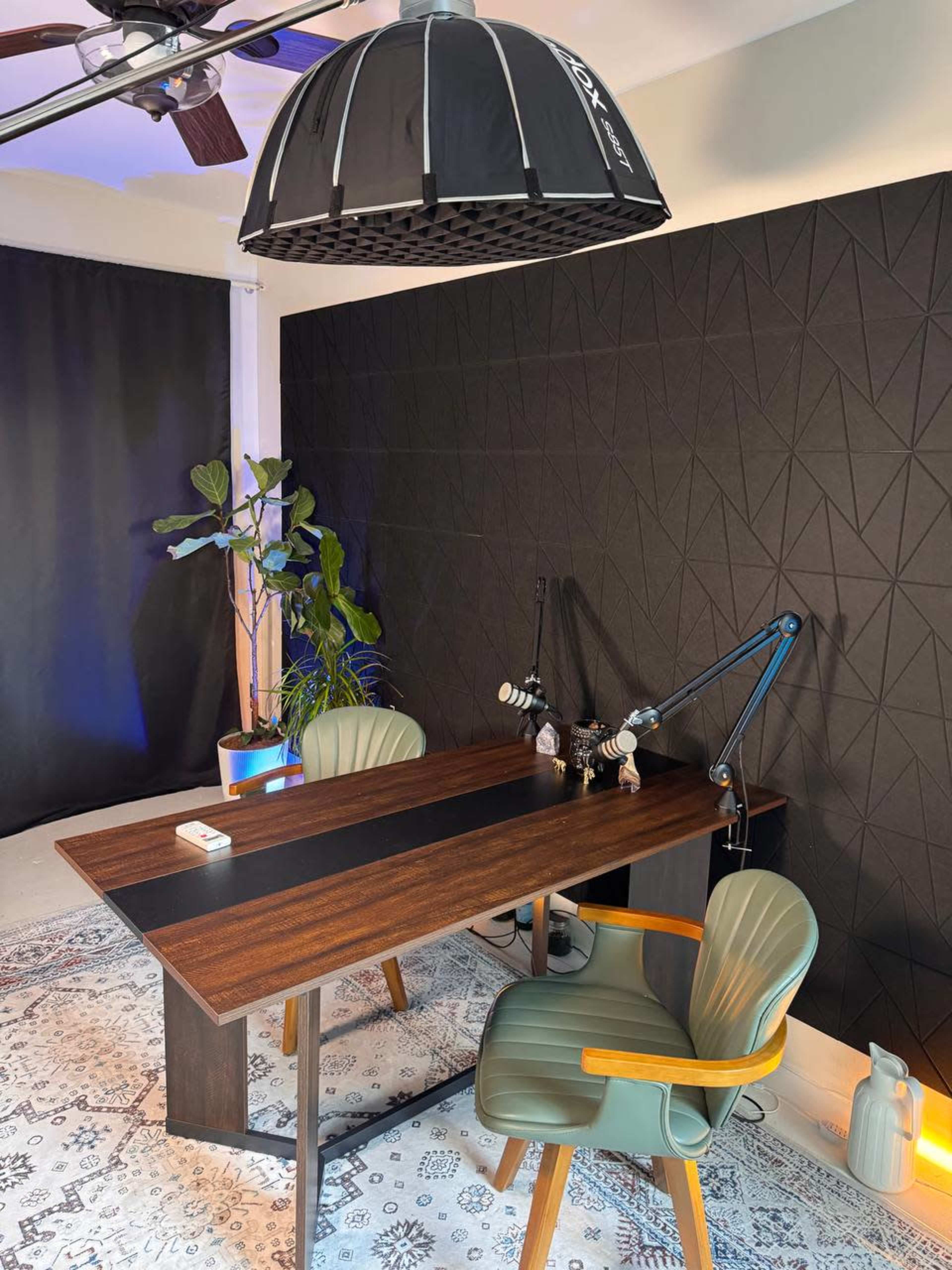 Professional Podcast Studio with 3 Cameras in Miami Beach Image in Biscayne Point, Miami Beach, FL