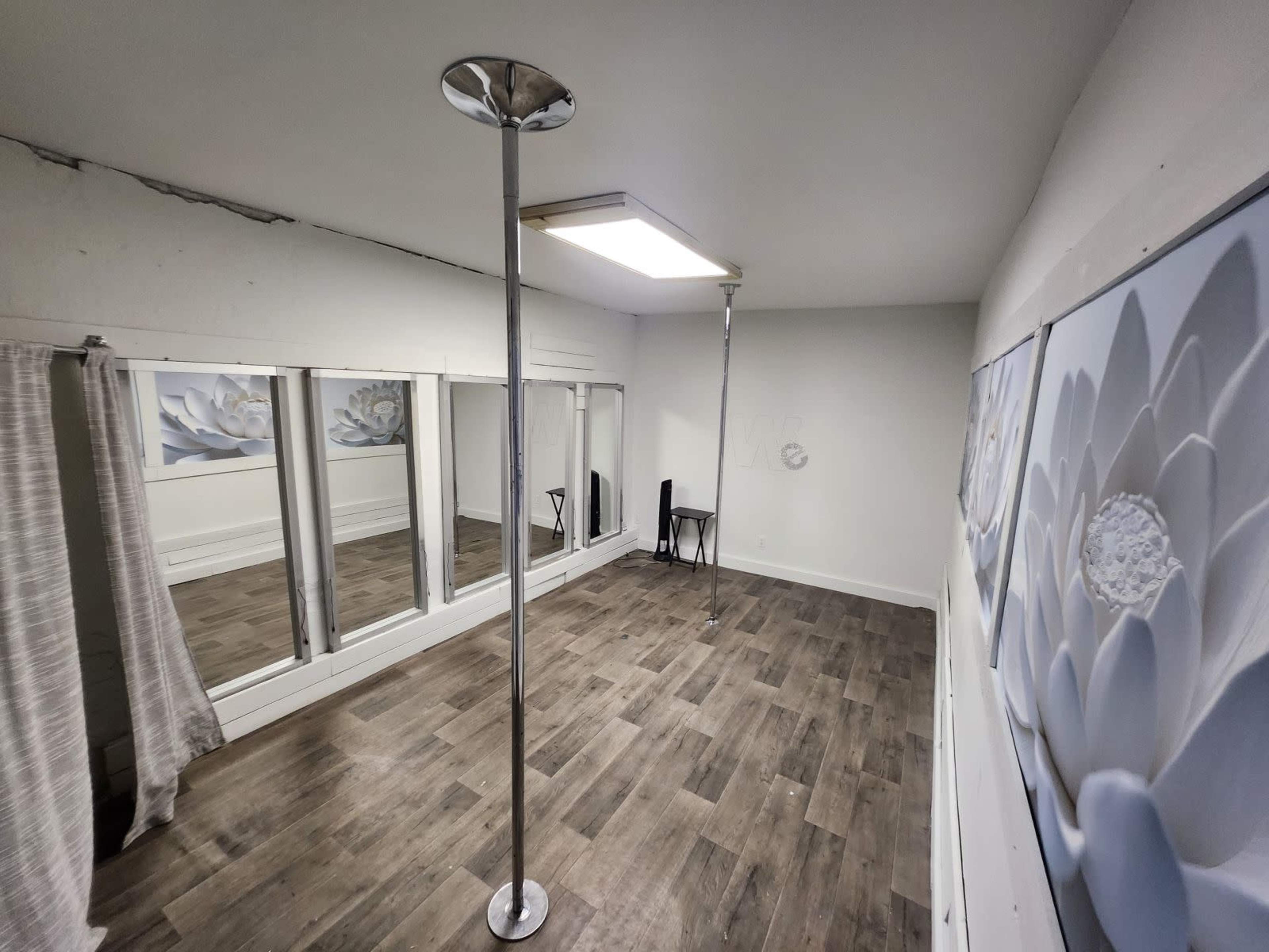 Pole Dance Studio Image in English Avenue, Atlanta, GA