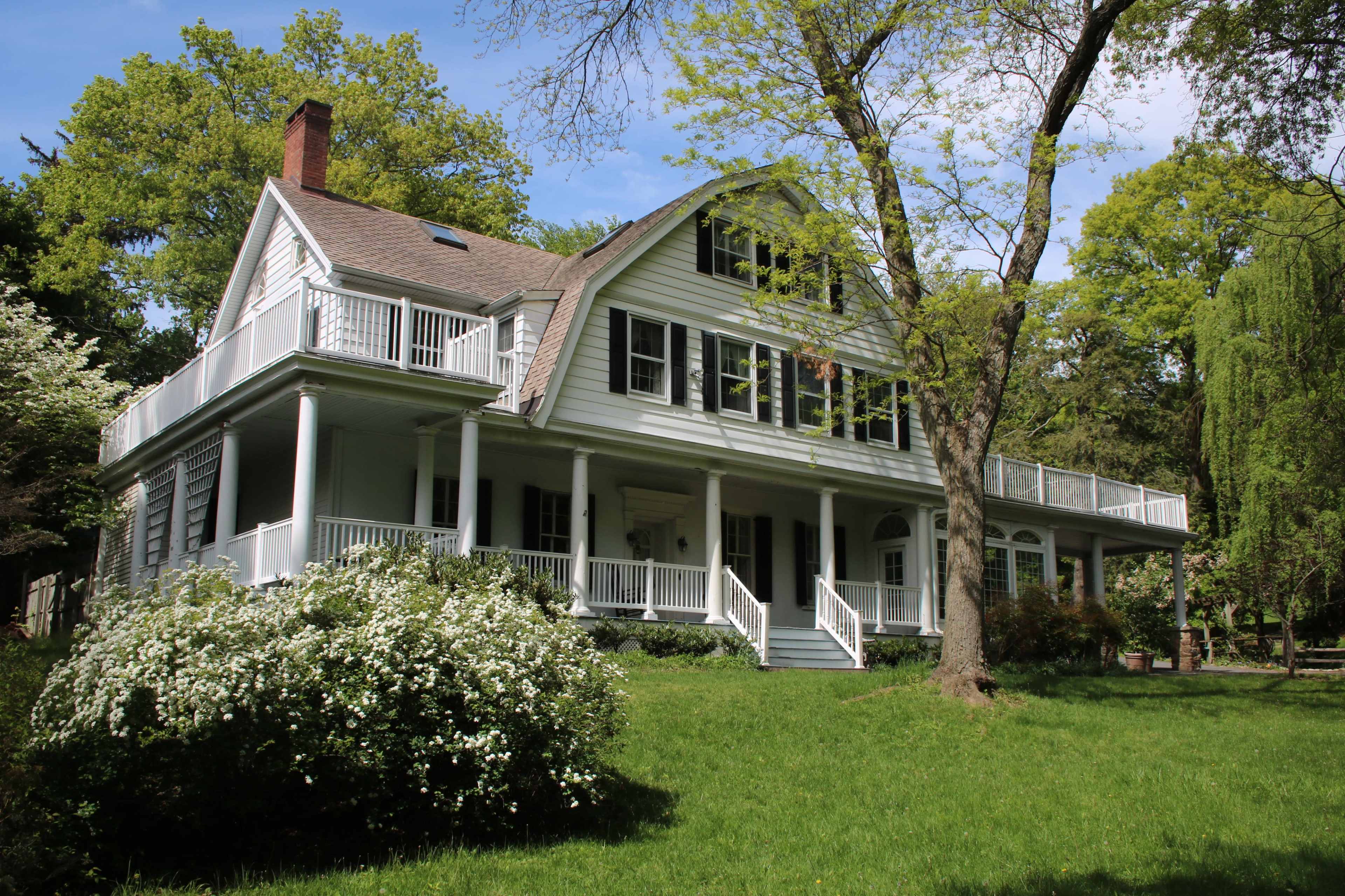 The Douglas House Location Image in Orangetown, Orangeburg, NY